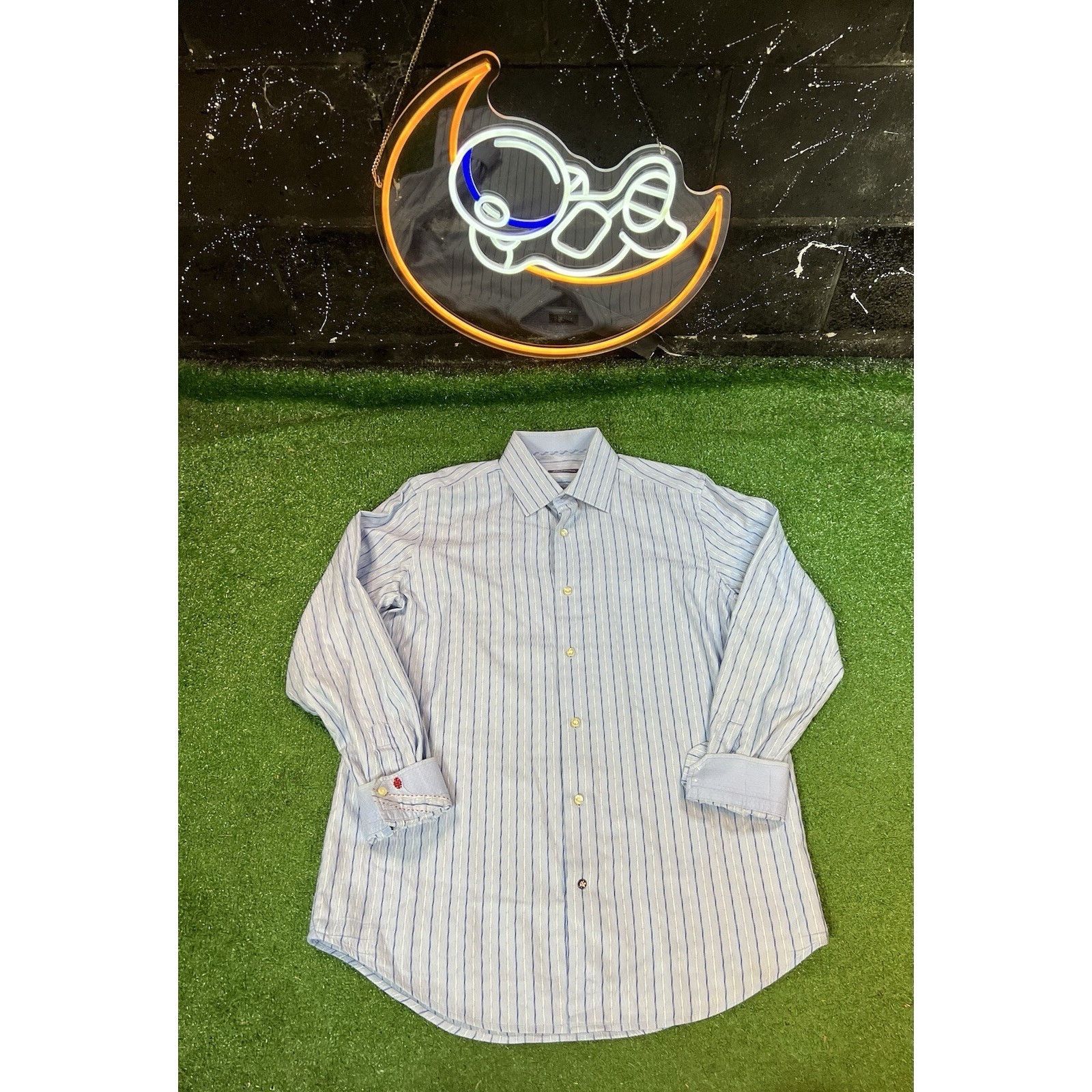 Robert Graham Robert Graham Long Sleeve Button Down Shirt Size M/L Size US L / EU 52-54 / 3 - 1 Thumbnail