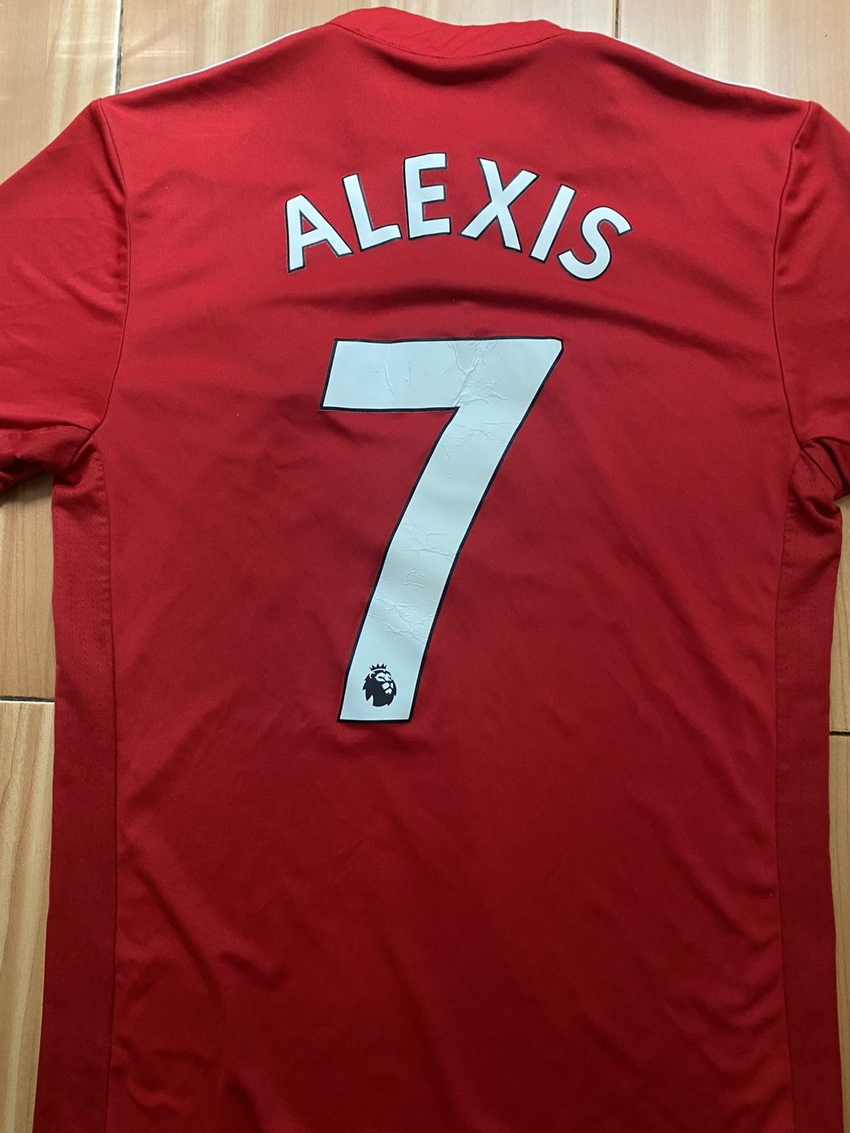 Adidas adidas Manchester United 2017/18 #7 Alexis Home Shirt Size US S / EU 44-46 / 1 - 11 Thumbnail