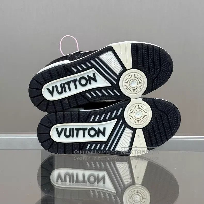 Louis Vuitton Trainer 24 Black and White Denim shoes