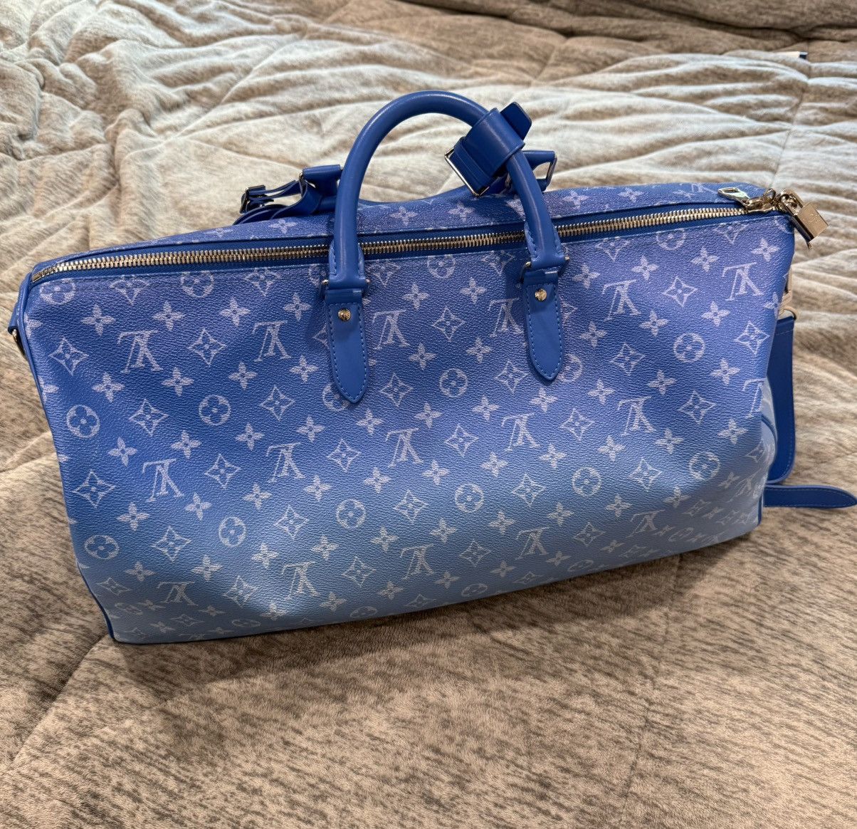 Louis Vuitton Louis Vuitton Cloud Keepall 50 FW20 Virgil Abloh Size ONE SIZE - 1 Thumbnail