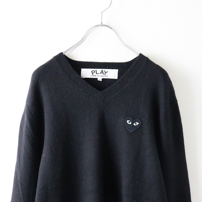 Comme des Garcons PLAY Sweater Heart Patch Wool V-neck Knit Black Size US S / EU 44-46 / 1 - 3 Thumbnail