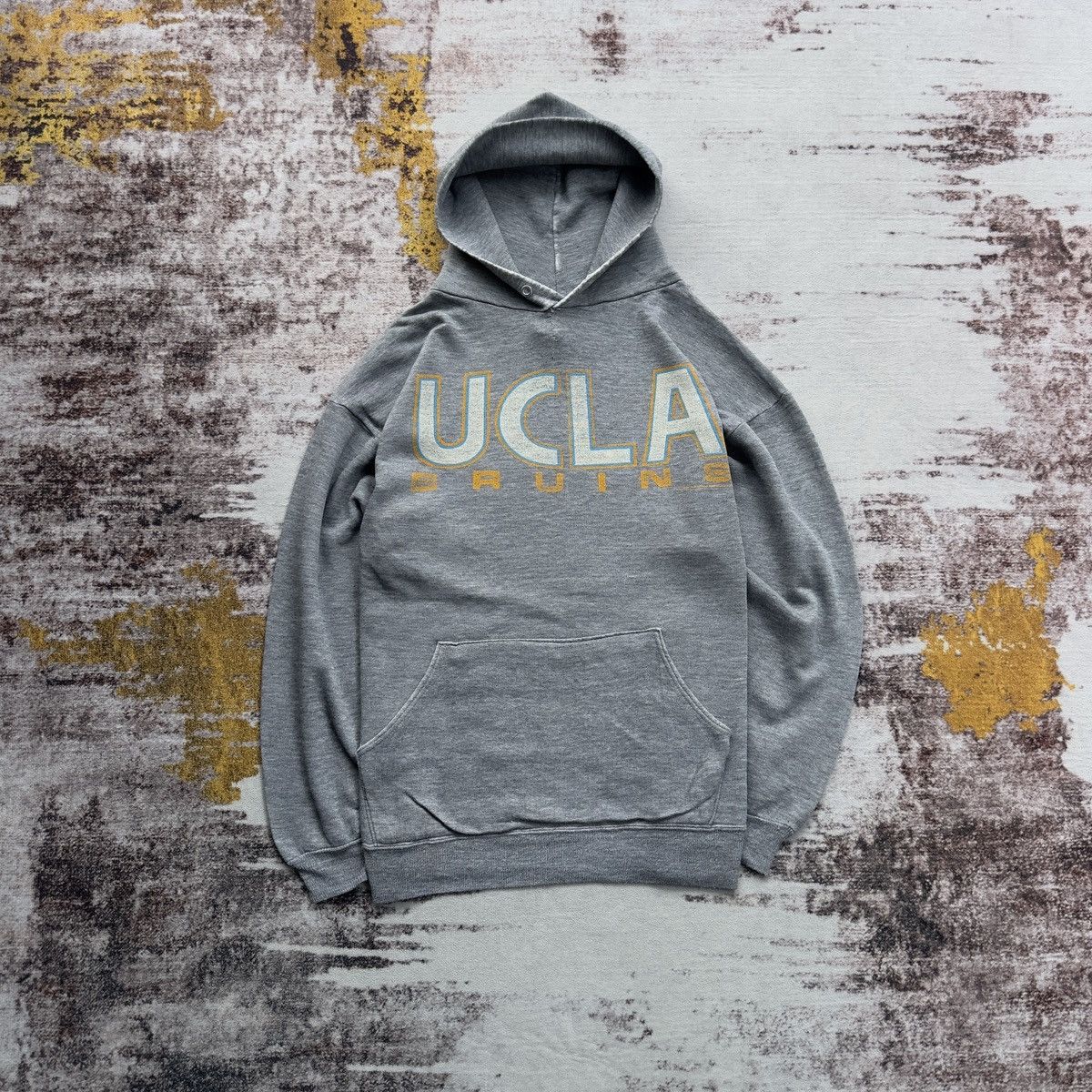 Vintage VINTAGE UCLA SPELL OUT UNIVERSITY COLLEGE 90S Size US M / EU 48-50 / 2 - 1 Thumbnail