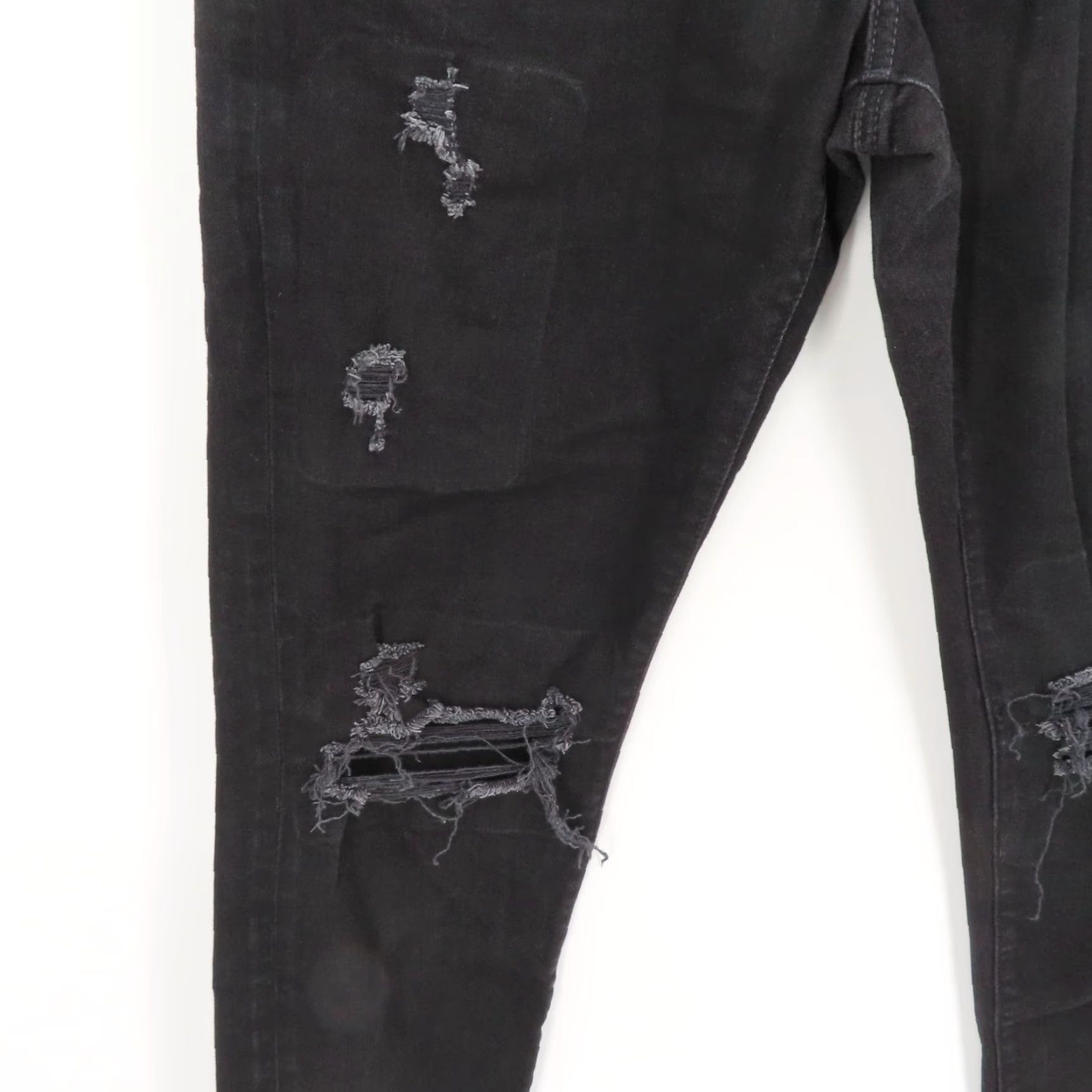American Eagle Outfitters American Eagle Outfitters Men Jeans 32x34 Athletic Cozy Airflex Distressed Black Denim Straight 5-Pocket Size US 32 / EU 48 - 3 Thumbnail
