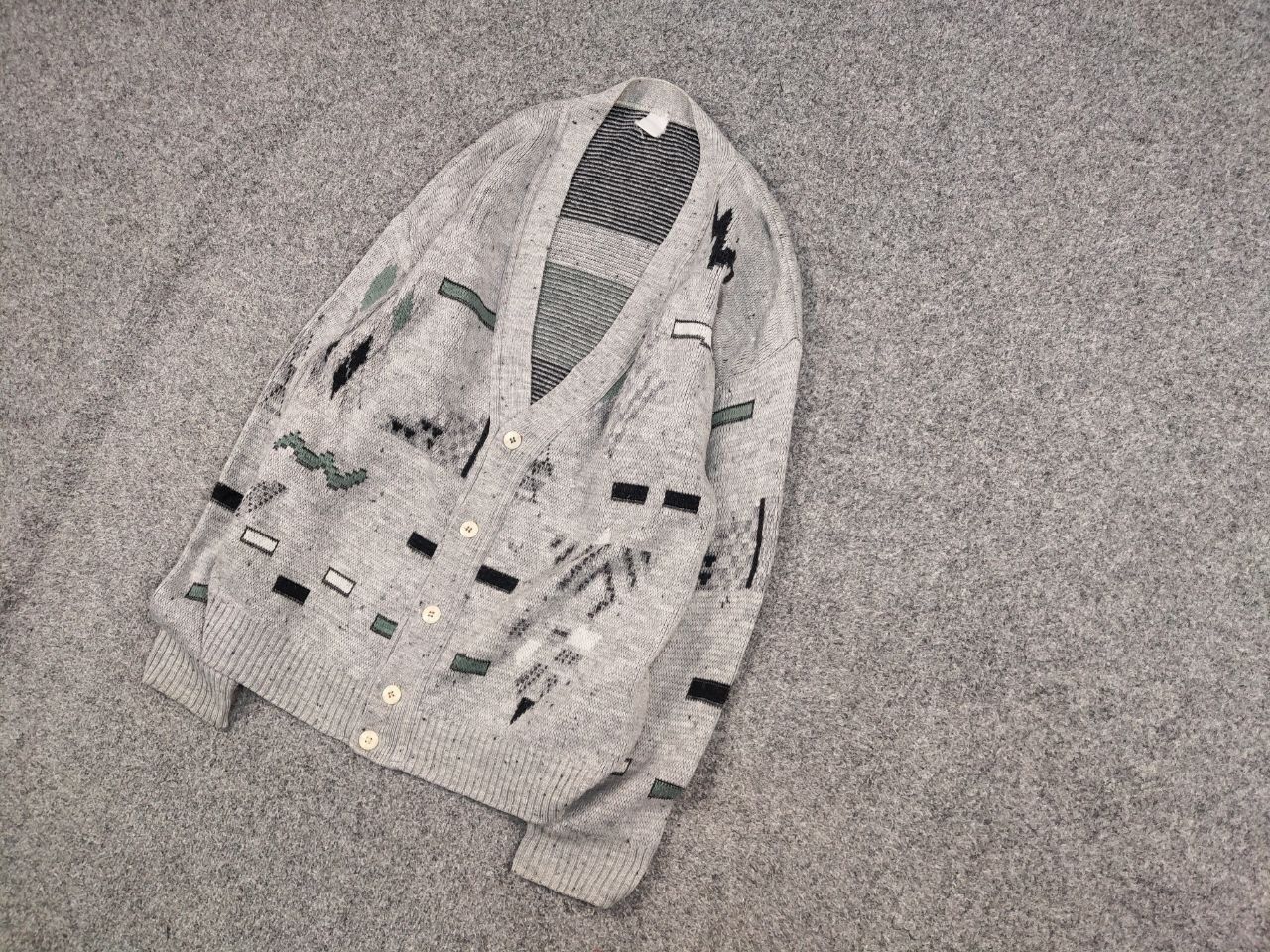Japanese Brand Vintage 90's Japanese Style Knit Art Gray Pattern Cardigan Size US L / EU 52-54 / 3 - 3 Thumbnail