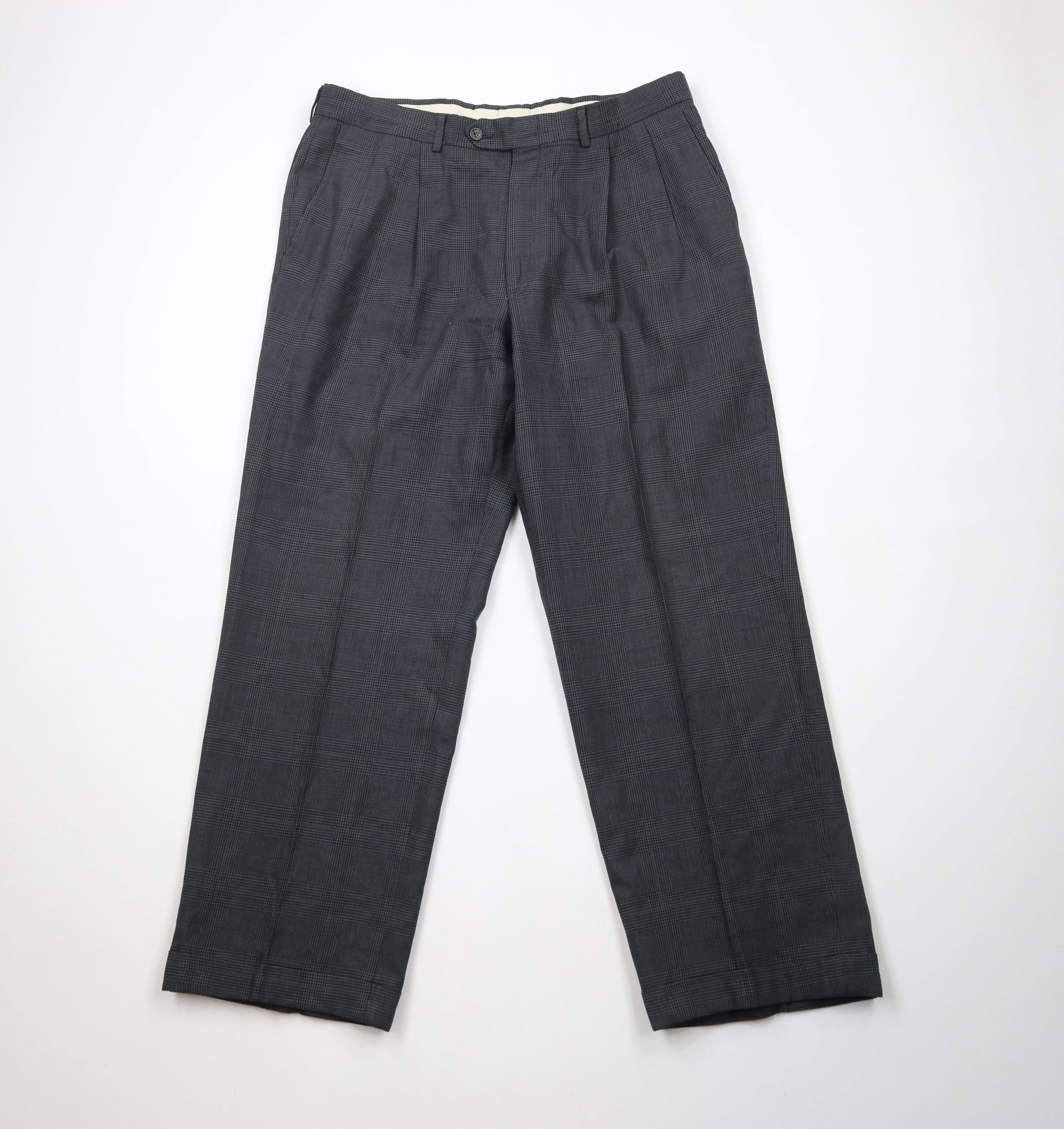 Vintage Vintage 90s Streetwear Pleated Cuffed Wide Leg Chino Pants Size US 36 / EU 52 - 1 Thumbnail