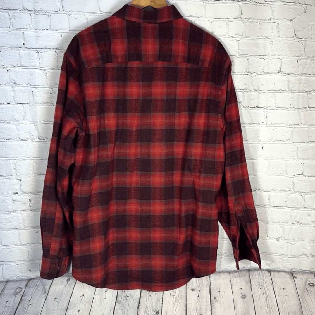 Pendleton VINTAGE Pendleton Mason Red Plaid Flannel Shirt L Red 100% Cotton Mens Long Sleeve Button-Up Cabincore Size US L / EU 52-54 / 3 - 4 Thumbnail