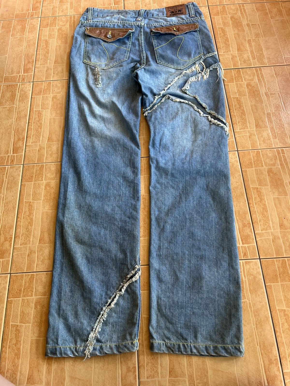 If Six Was Nine Vintage Gotcha Distress Jean Size US 31 - 2 Thumbnail
