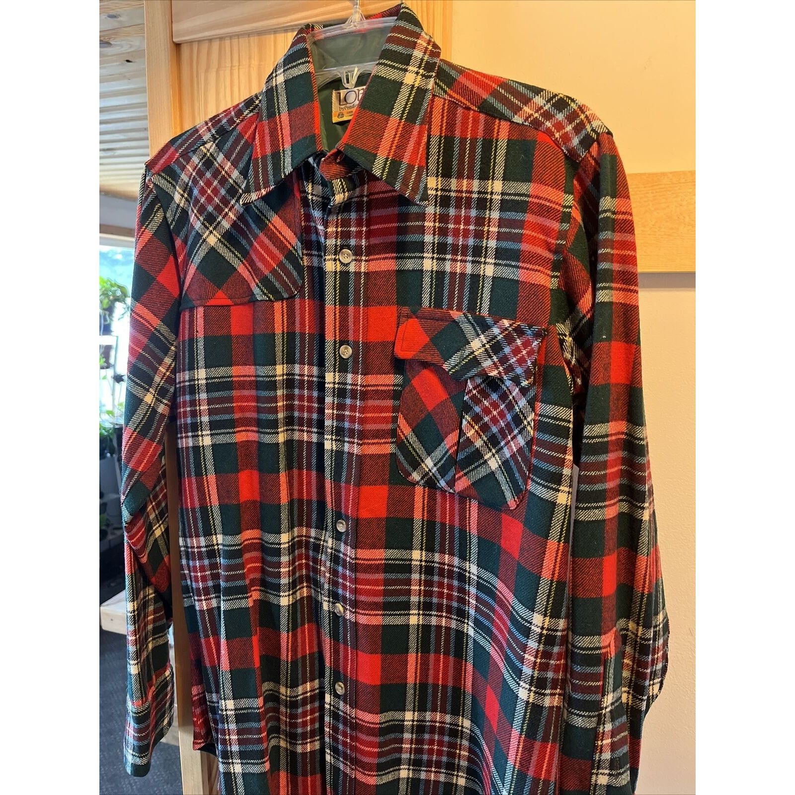 Pendleton Pendleton Lobo VTG Mens M red plaid long sleeve wool flannel Size US M / EU 48-50 / 2 - 9 Thumbnail