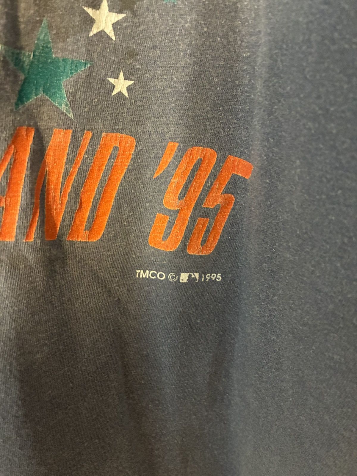 Champs Sport 1995 Vintage Mariners Tee Size US XL / EU 56 / 4 - 4 Thumbnail