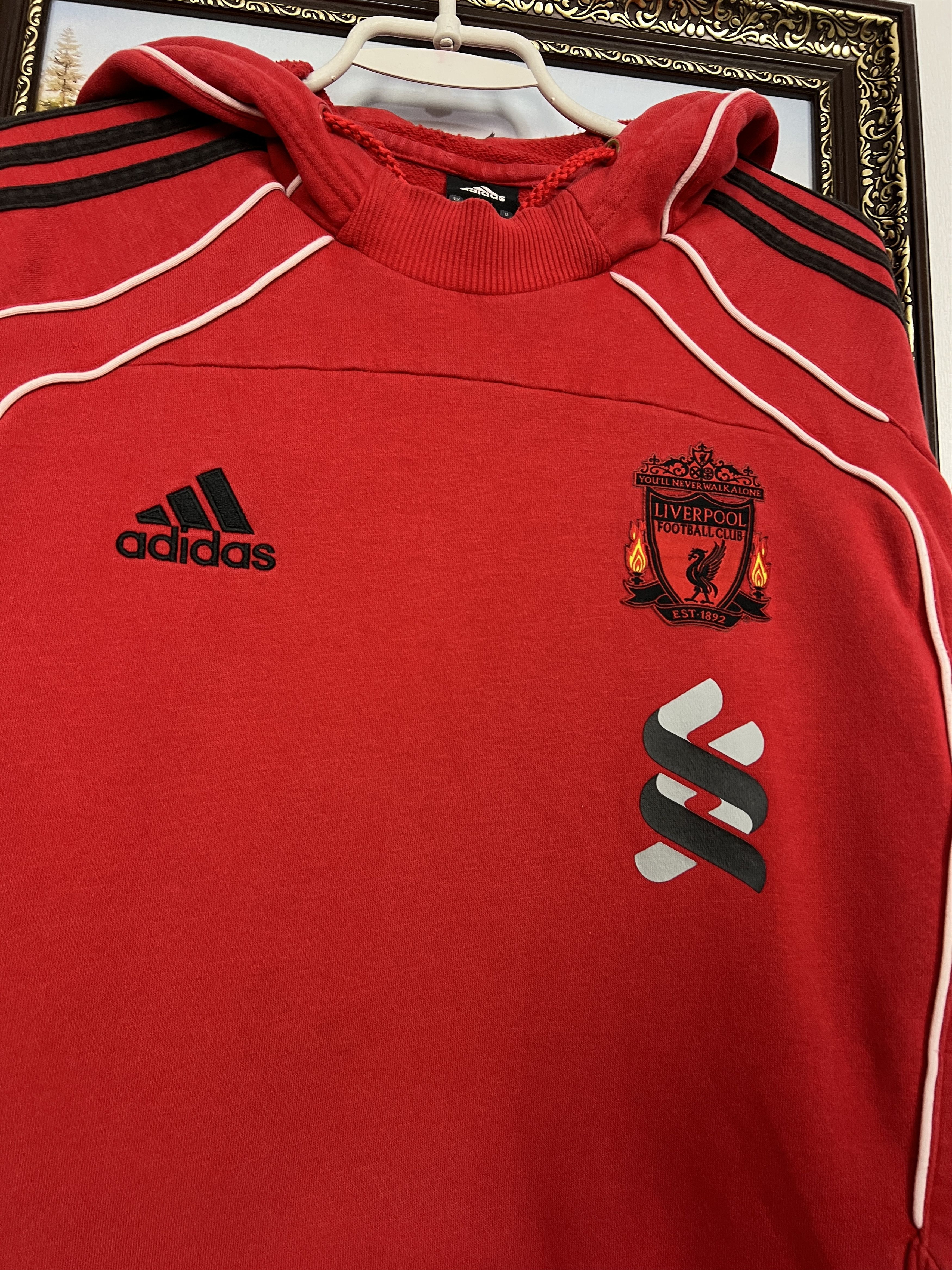 Adidas Vintage Adidas Liverpool Football Hoodie Soccer Sweatshirt Size US M / EU 48-50 / 2 - 3 Thumbnail