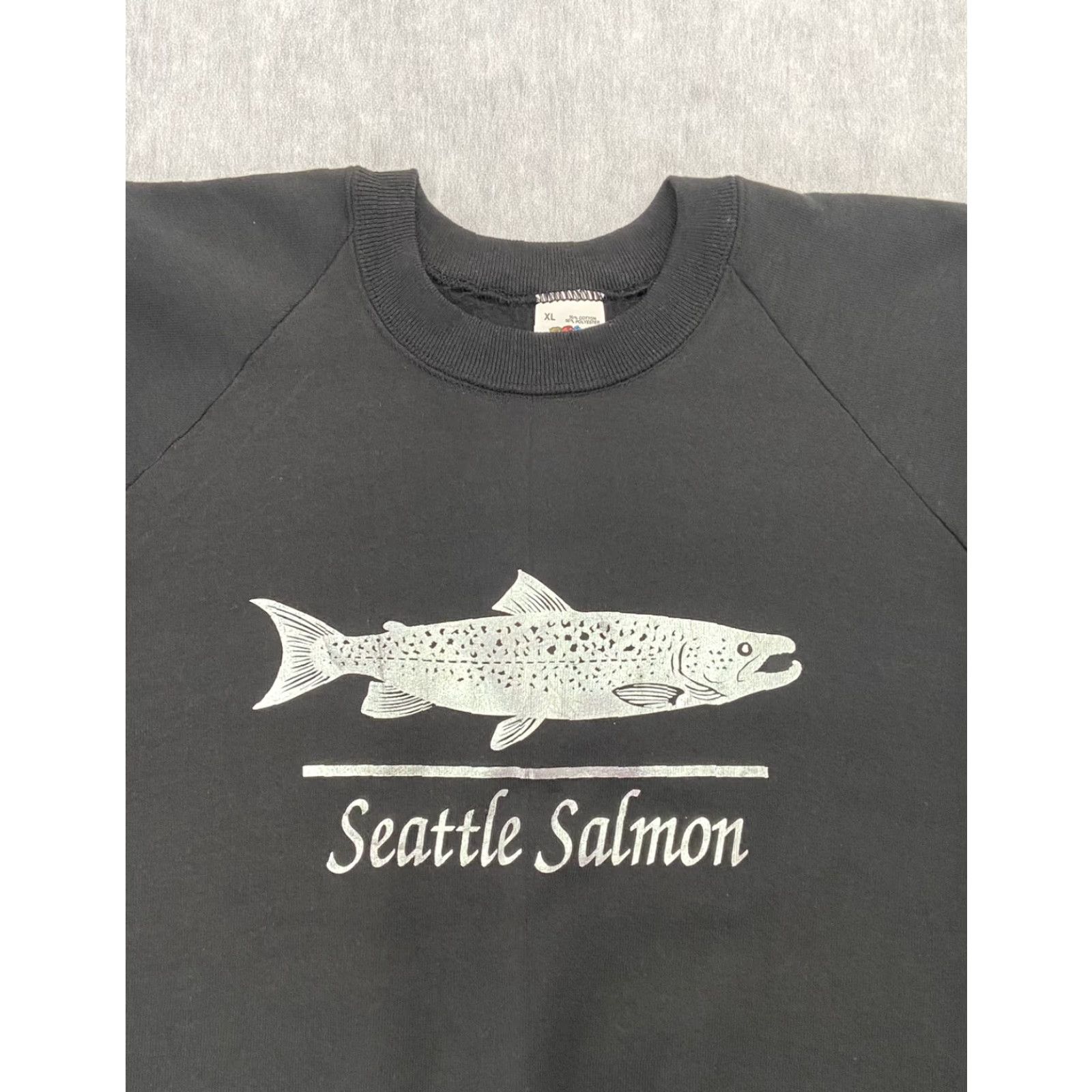 Fruit Of The Loom VINTAGE Seattle Salmon Sweatshirt Adult XL Black Silver Graphics 1990s Casual Men Size XL / US 12-14 / IT 48-50 - 3 Thumbnail