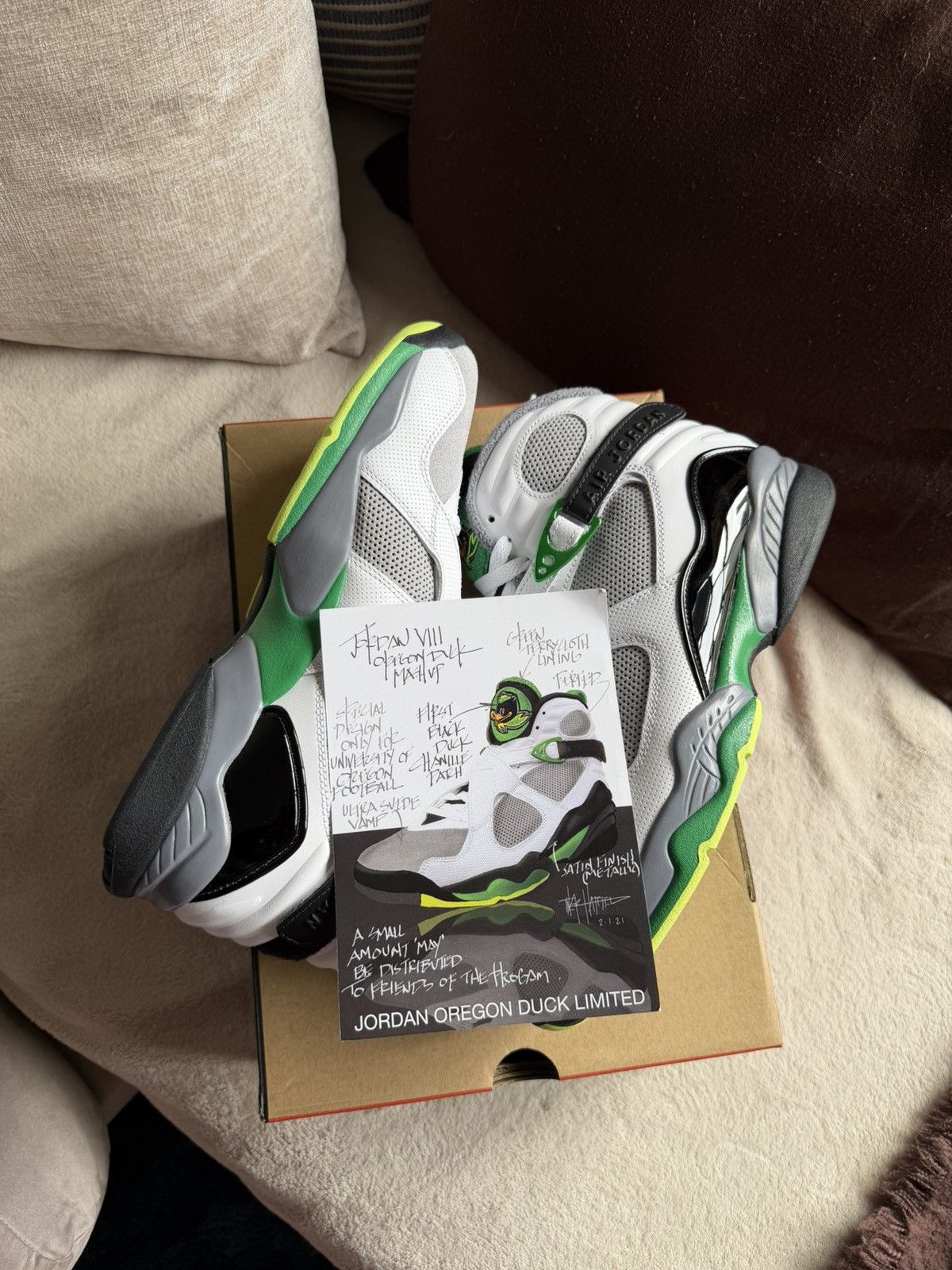 Nike Jordan 8 Oregon PE Size US 10 / EU 43 - 1 Thumbnail