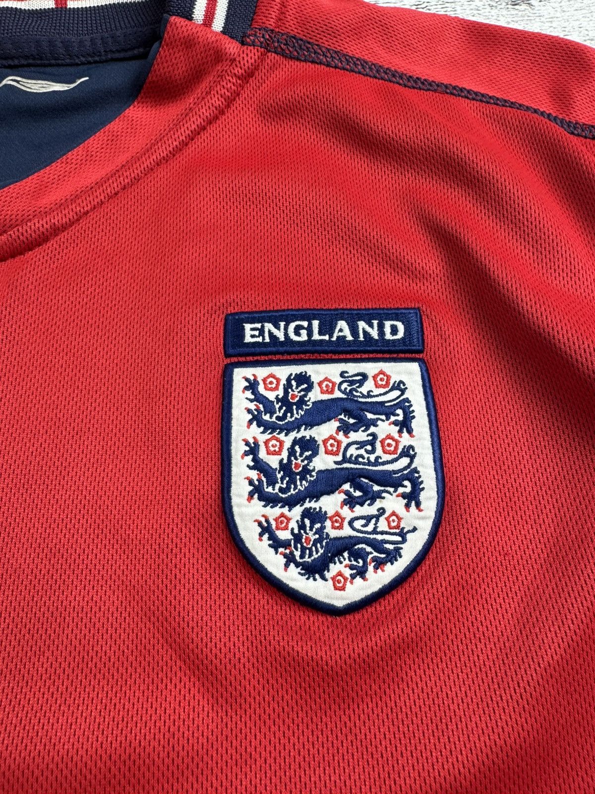 Umbro England 2 in 1 National 2002 2004 Soccer Football Jersey Blockcore T Shirt Tee Size US M / EU 48-50 / 2 - 10 Thumbnail