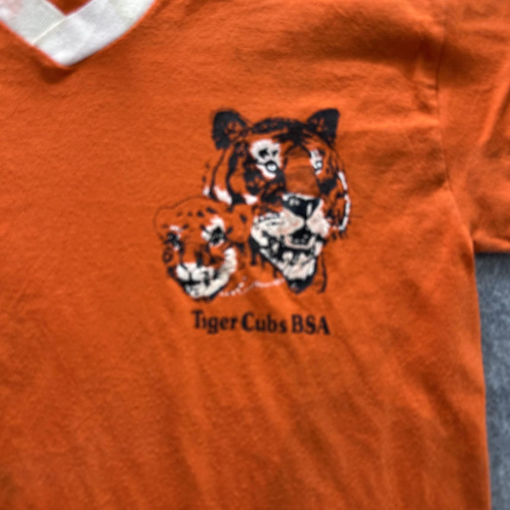 Jerzees VINTAGE Tiger Cubs BSA Shirt Mens Small Orange Jersey Striped Sleeves 80s Size US S / EU 44-46 / 1 - 2 Thumbnail