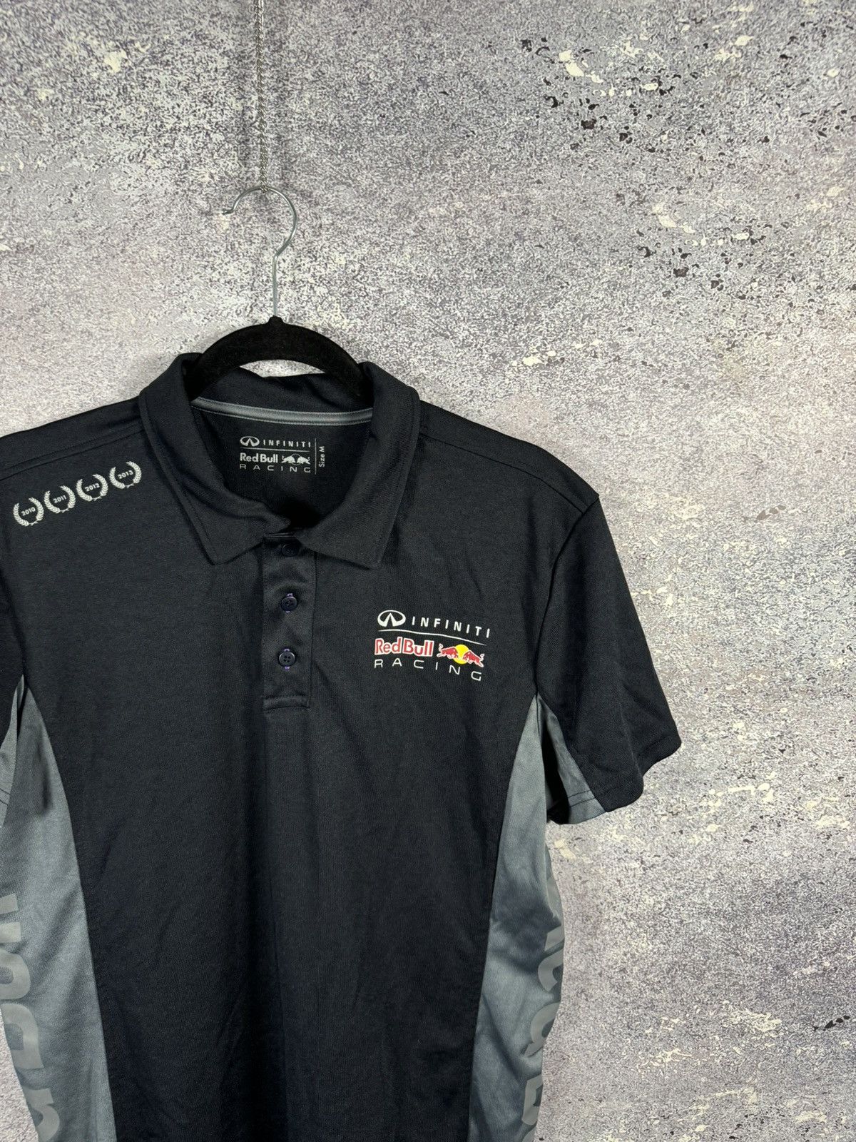 Formula 1 × Red Bull Infiniti Red Bull Racing Team Formula 1 Jersey Polo Tee M sz Size US M / EU 48-50 / 2 - 3 Thumbnail