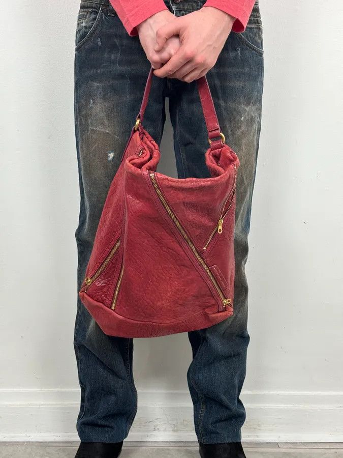 Marc Jacobs Marc Jacobs Red Leather Multi-Zip Shoulder Bag Size ONE SIZE - 3 Thumbnail
