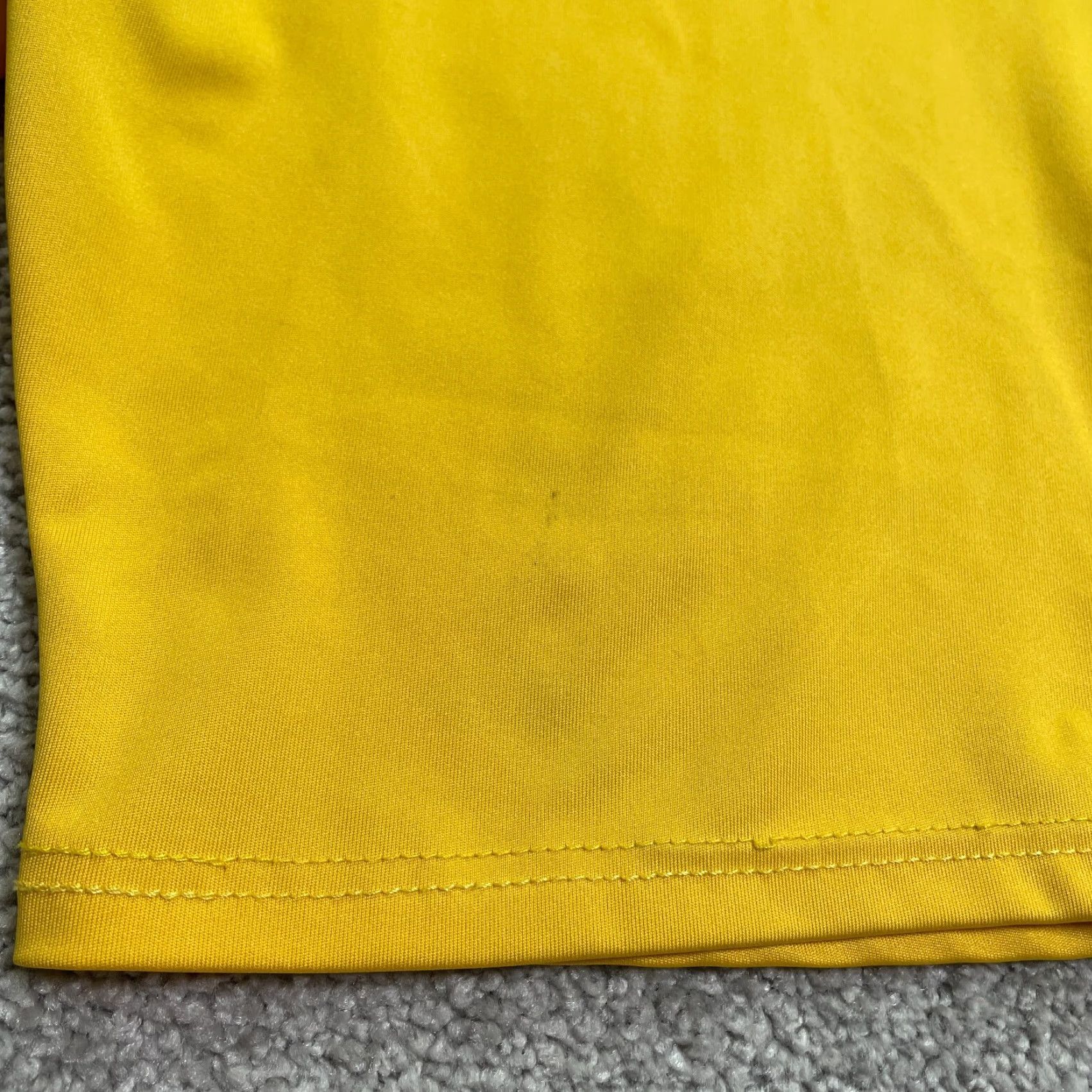 Vintage Unbranded Yellow Casual Bike Shorts Womens M Regular 28 Inseam 8.5 in Compression Breathable Lightweight Size 32" / US 10 / IT 46 - 5 Thumbnail