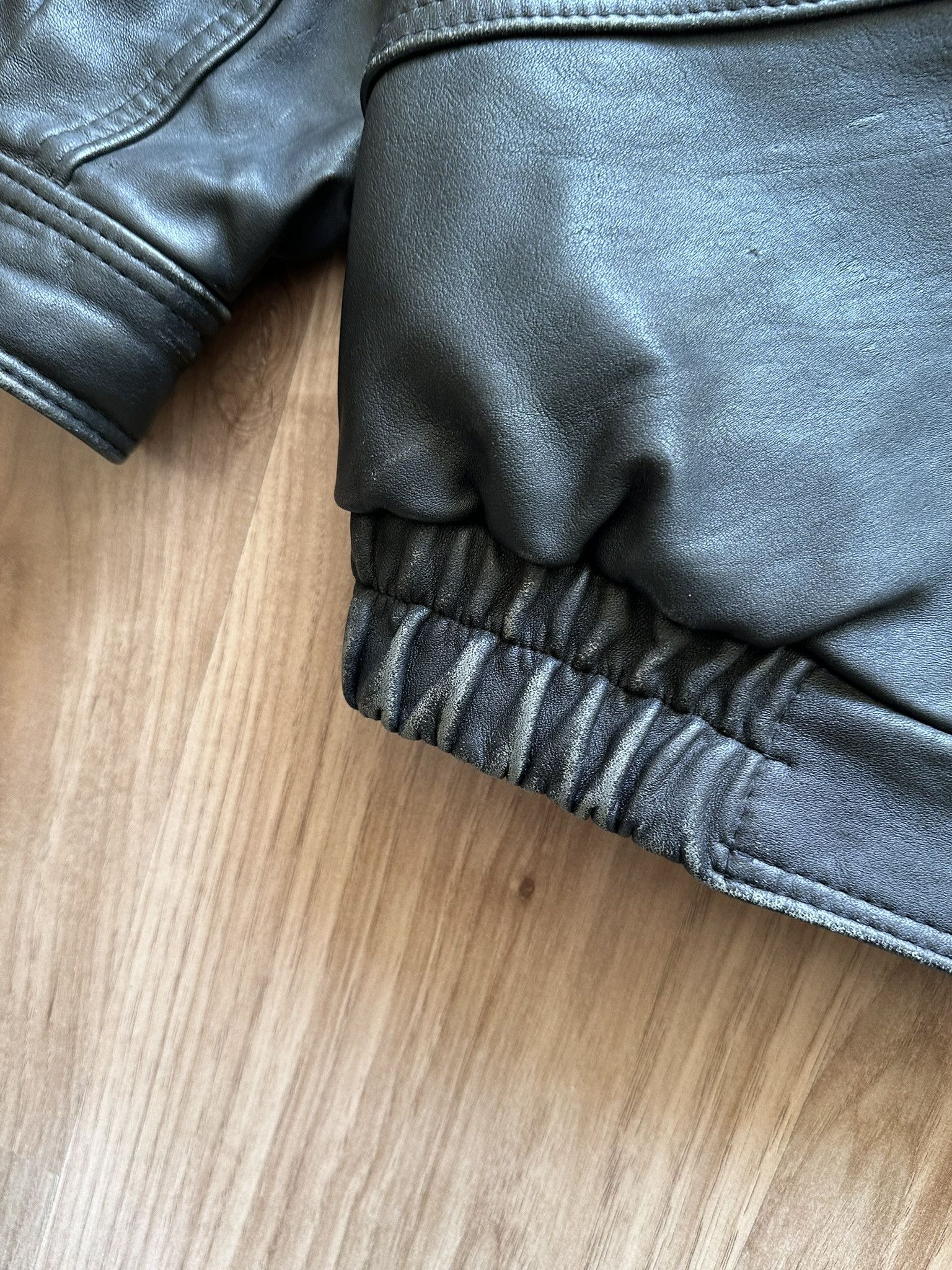 Vintage Vintage Avant Garde men biker boxy leather jacket Size US XL / EU 56 / 4 - 5 Thumbnail