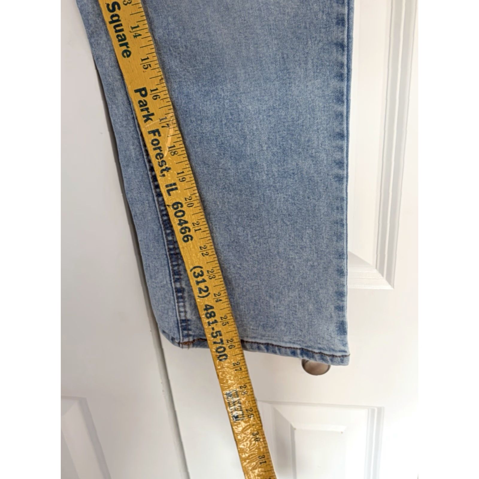Frye FRYE Regular Fit Denim Light Blue Straight Jeans 5-Pocket Women’s sz 12/31 Size 24" / US 00 / IT 34 - 3 Thumbnail