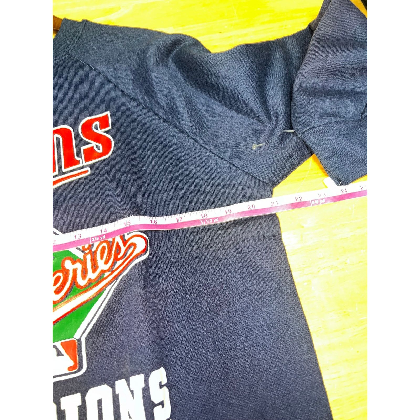 Vintage Vintage Minnesota Twins Sweashirt 1987 World Series 80s NWT Size US L / EU 52-54 / 3 - 11 Thumbnail