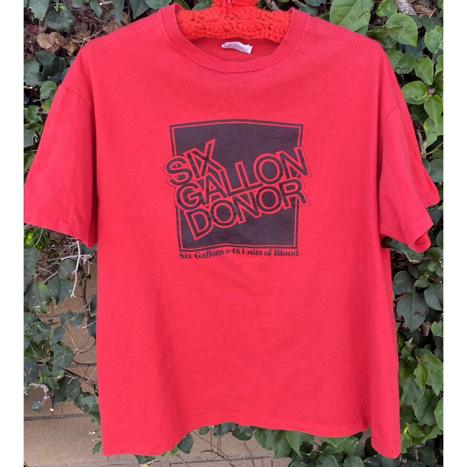 Hanes VINTAGE Hanes Six Gallon Donor T Shirt Red Graphic Print USA XL Blood Donation Crew Neck Short Sleeve Men Size US XL / EU 56 / 4 - 2 Thumbnail