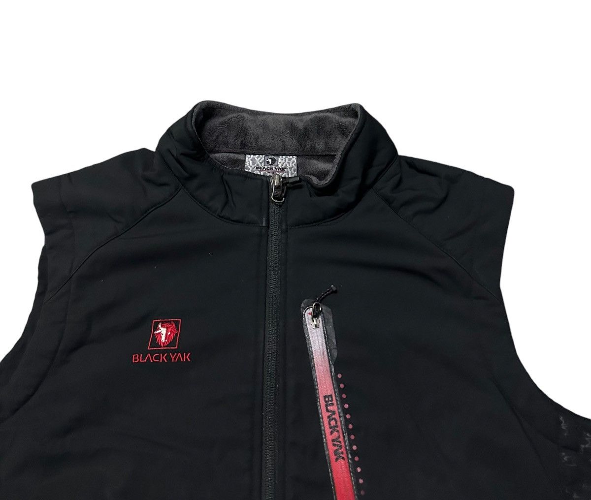 BLACKYAK Black Yak outdoor mountion vest Size US M / EU 48-50 / 2 - 3 Thumbnail