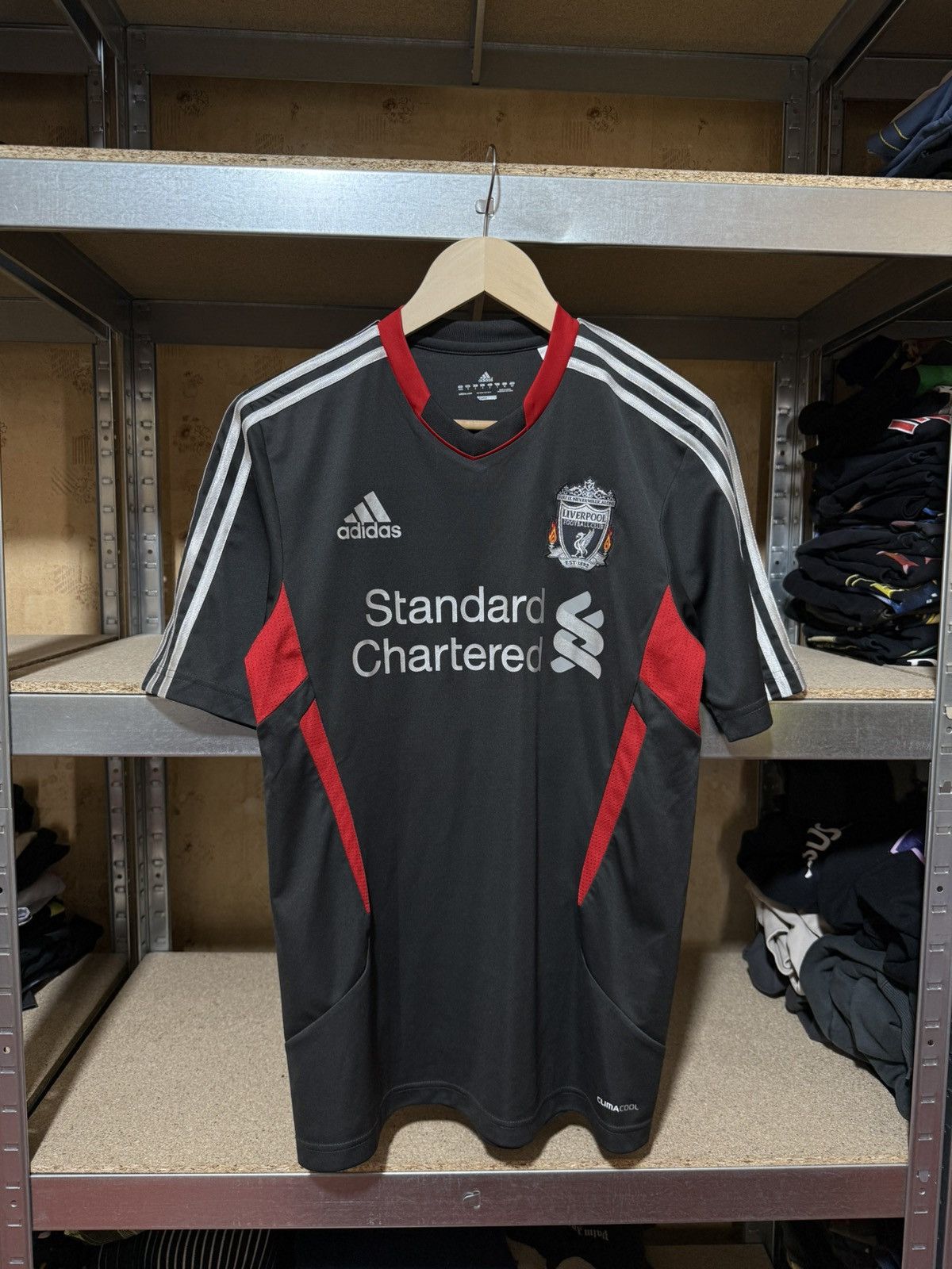 Adidas Vintage Adidas FC Liverpool 2011 2012 Training Soccer Jersey Size US S / EU 44-46 / 1 - 1 Thumbnail