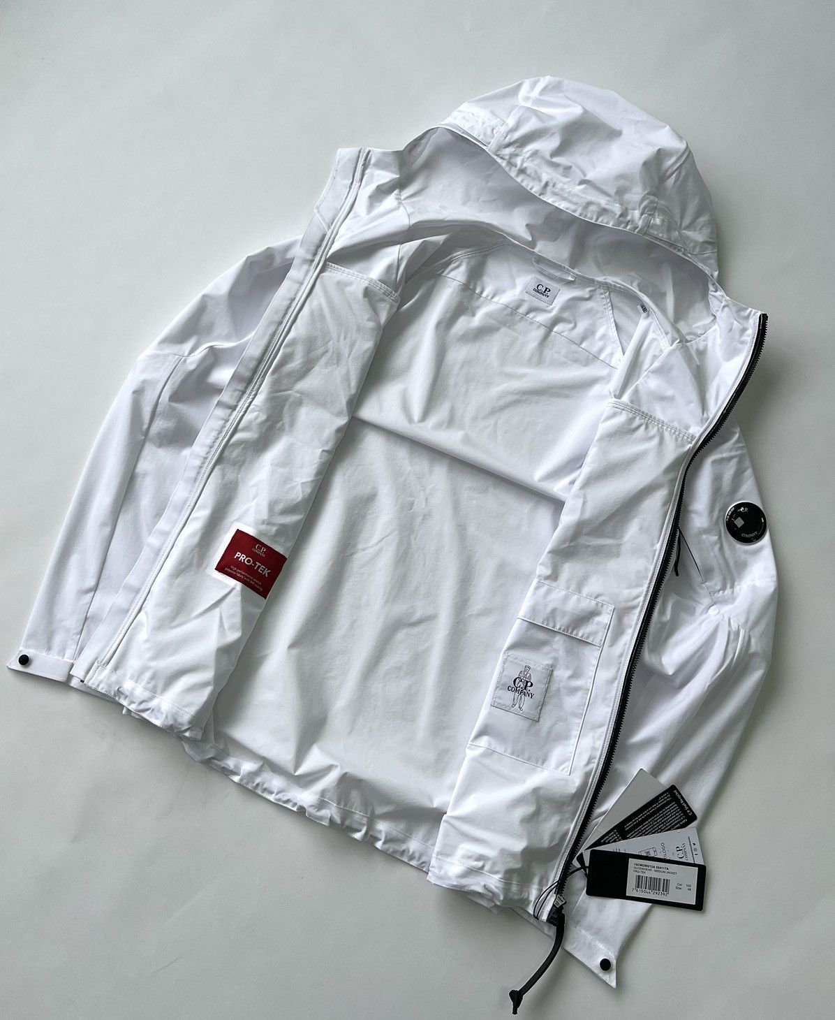 C.P. COMPANY PRO-TEK グレー 48 Grey C.P. Company Pro-Tek Hooded Jacket - Get The Label