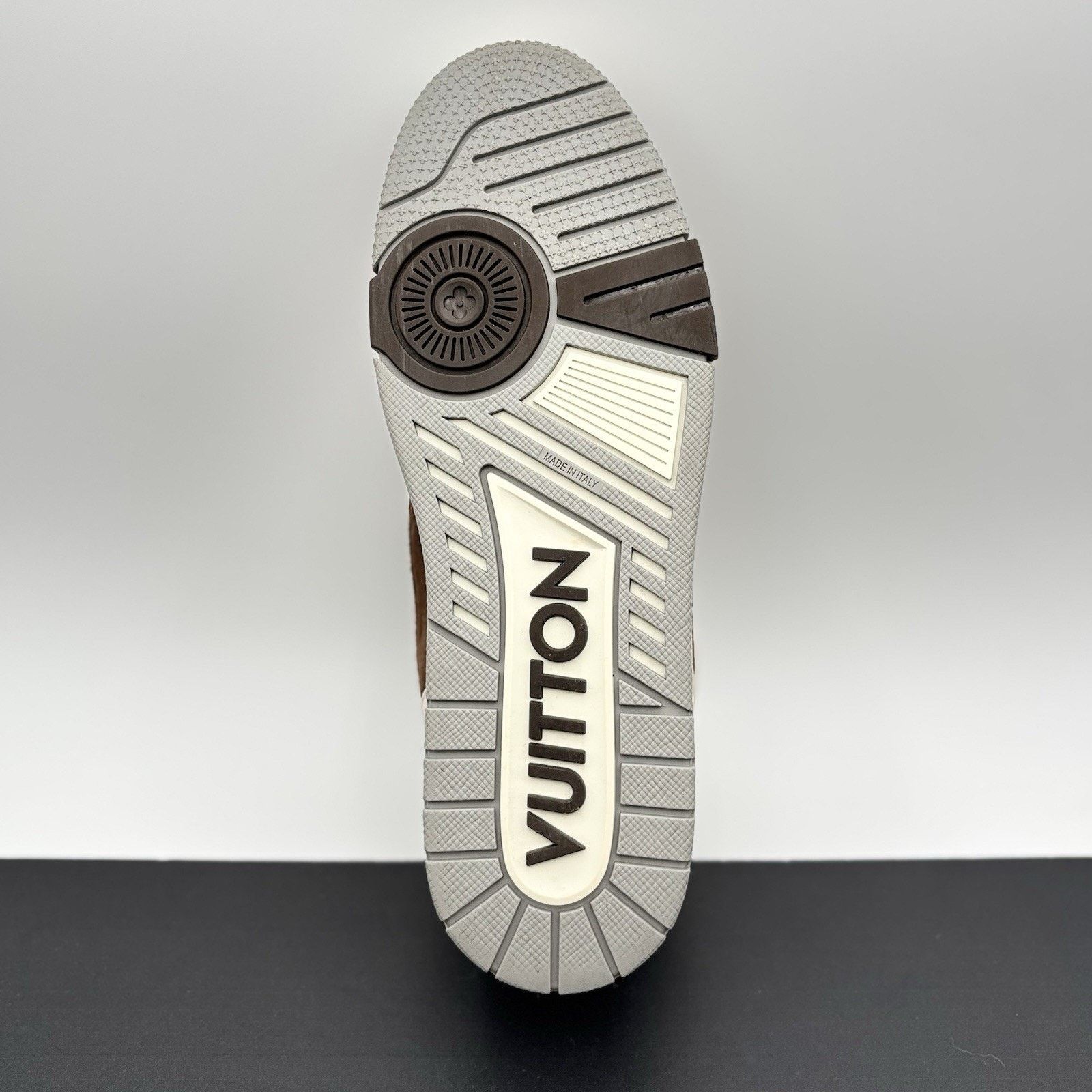 Louis Vuitton 10-10.5 US Louis Vuitton Trainer Strap ' Brown Beige ' GREAT Size US 10 / EU 43 - 17 Thumbnail