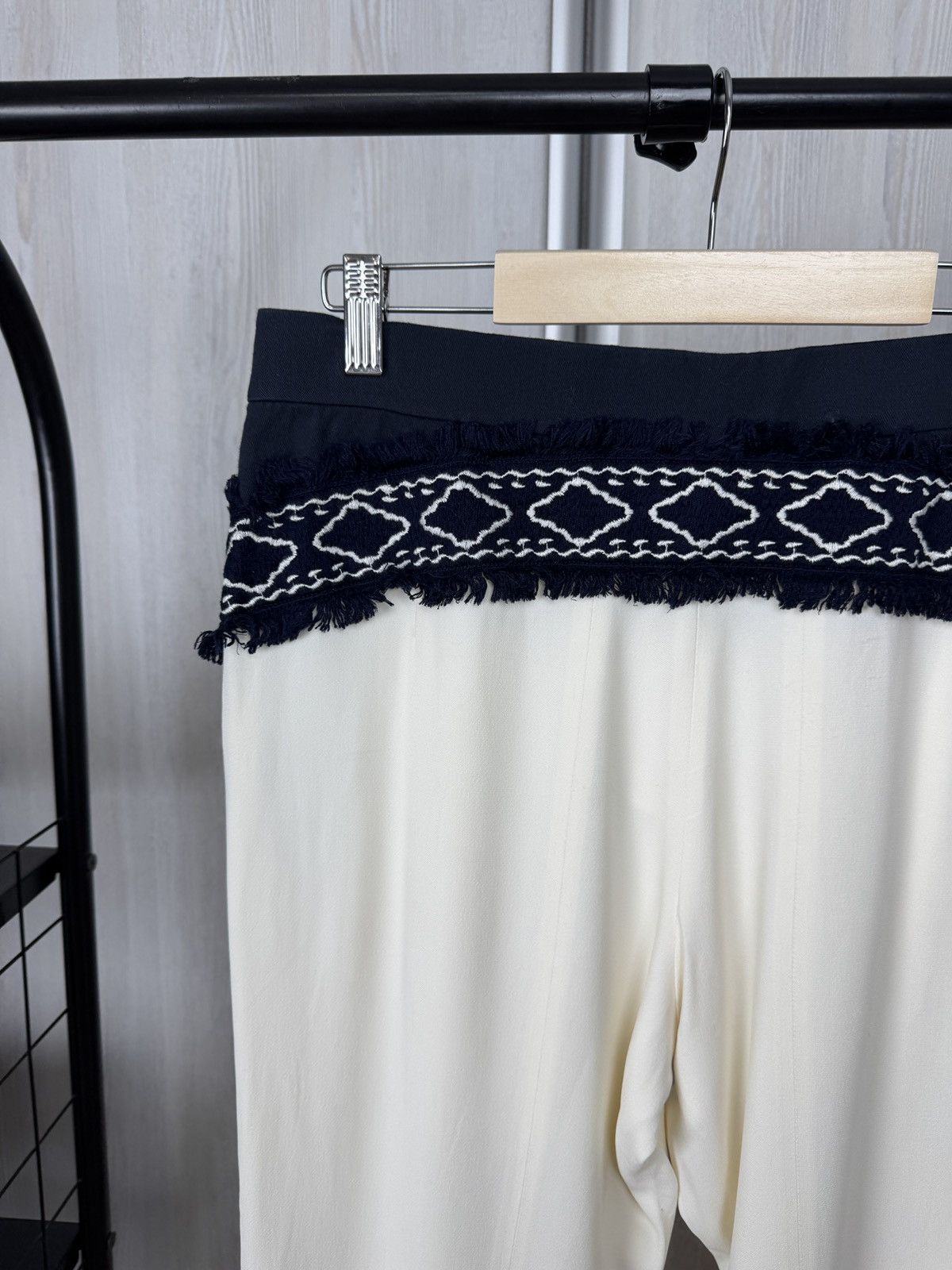 Chloe Chloe white ivory cotton embroidery acetate viscose pants Size 28" / US 6 / IT 42 - 12 Thumbnail