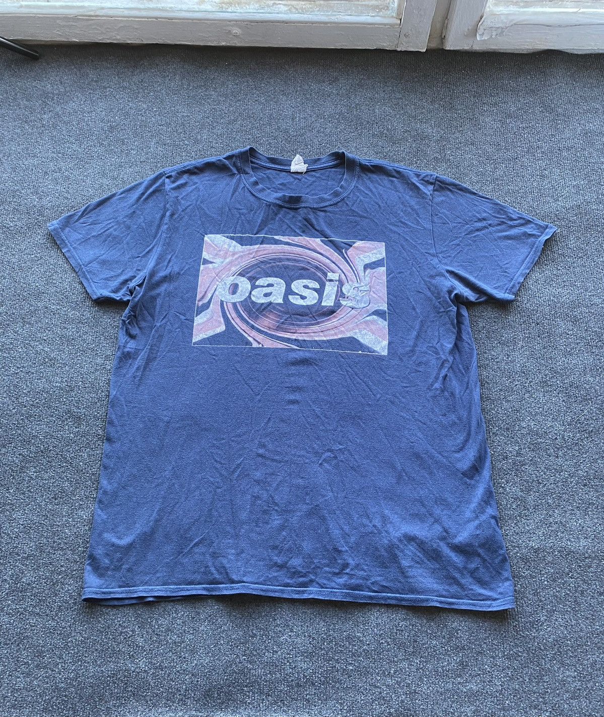 Band Tees 🔥Oasis 2019 Band Tour Blue tee mens L rare Size US L / EU 52-54 / 3 - 1 Thumbnail