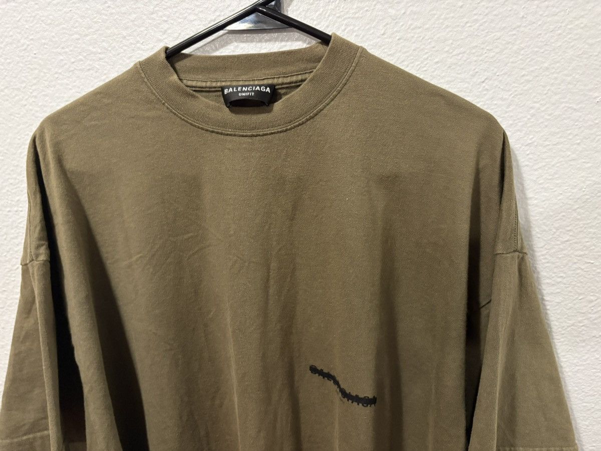 Balenciaga Balenciaga strength through oversized green T-shirt large Size US L / EU 52-54 / 3 - 8 Thumbnail