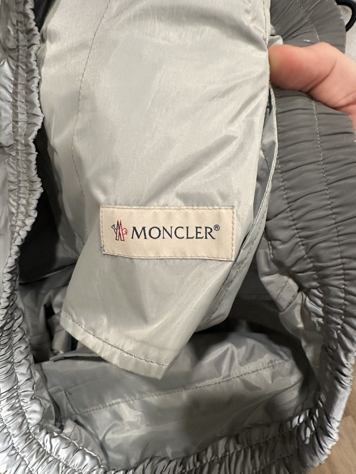 Moncler Moncler reflective pants Size US 34 / EU 50 - 4 Thumbnail