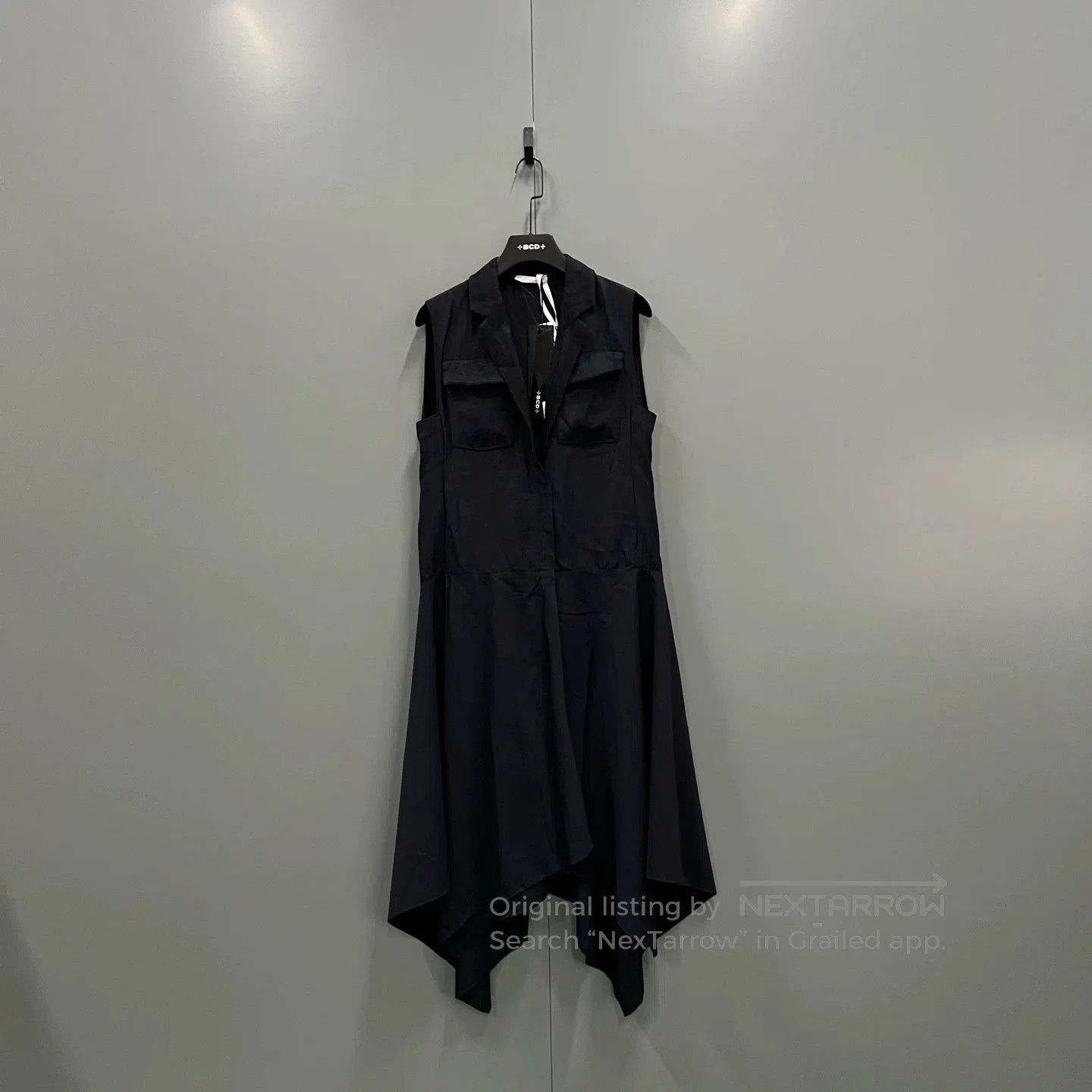 DOROTHEE SCHUMACHER DOROTHEE SCHUMACHER Black Collar Short-Sleeve Dress. Size L / US 10 / IT 46 - 1 Thumbnail