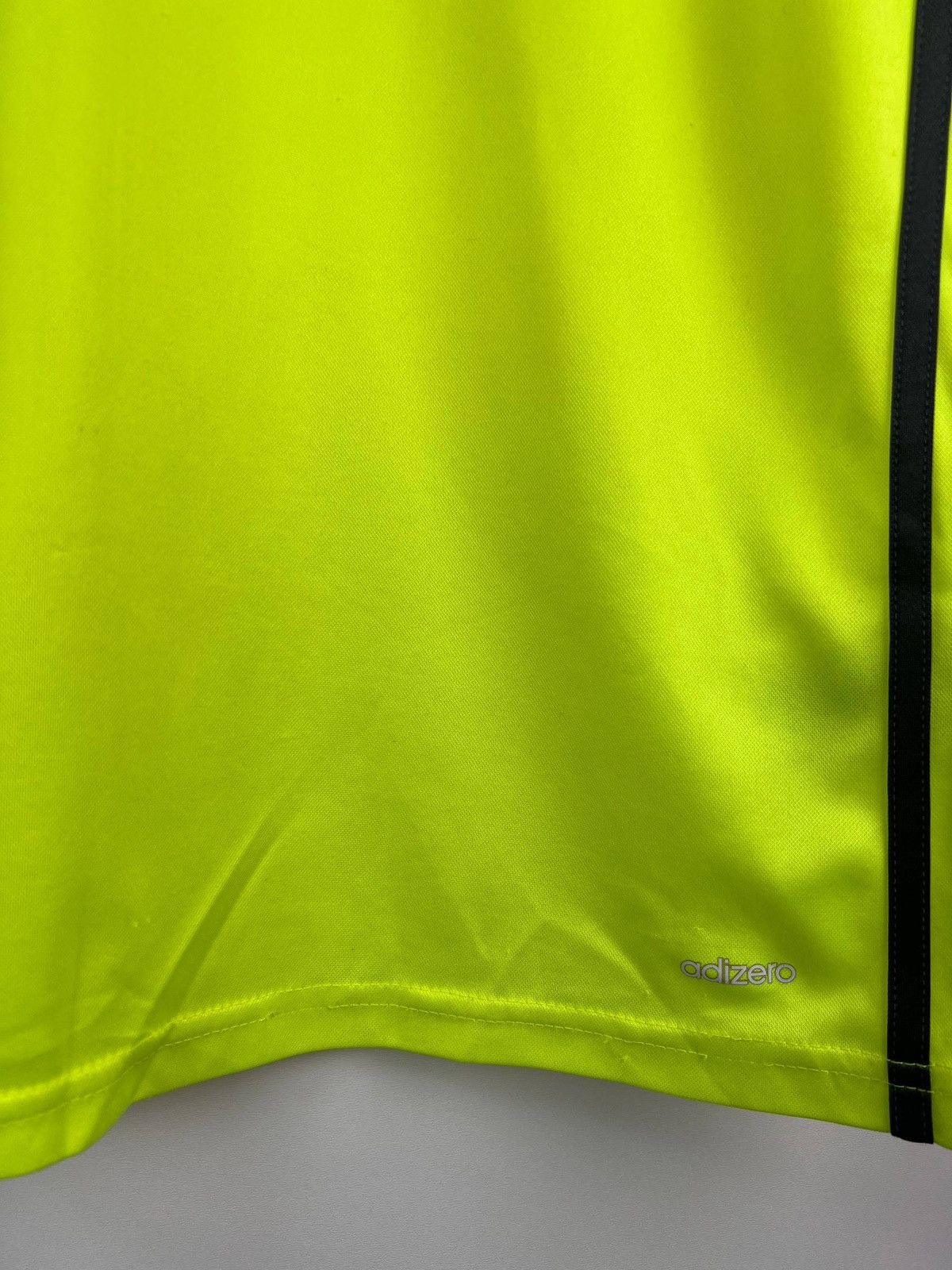 Adidas Chelsea Adidas 2016 jersey t-shirts size L Size US L / EU 52-54 / 3 - 8 Thumbnail