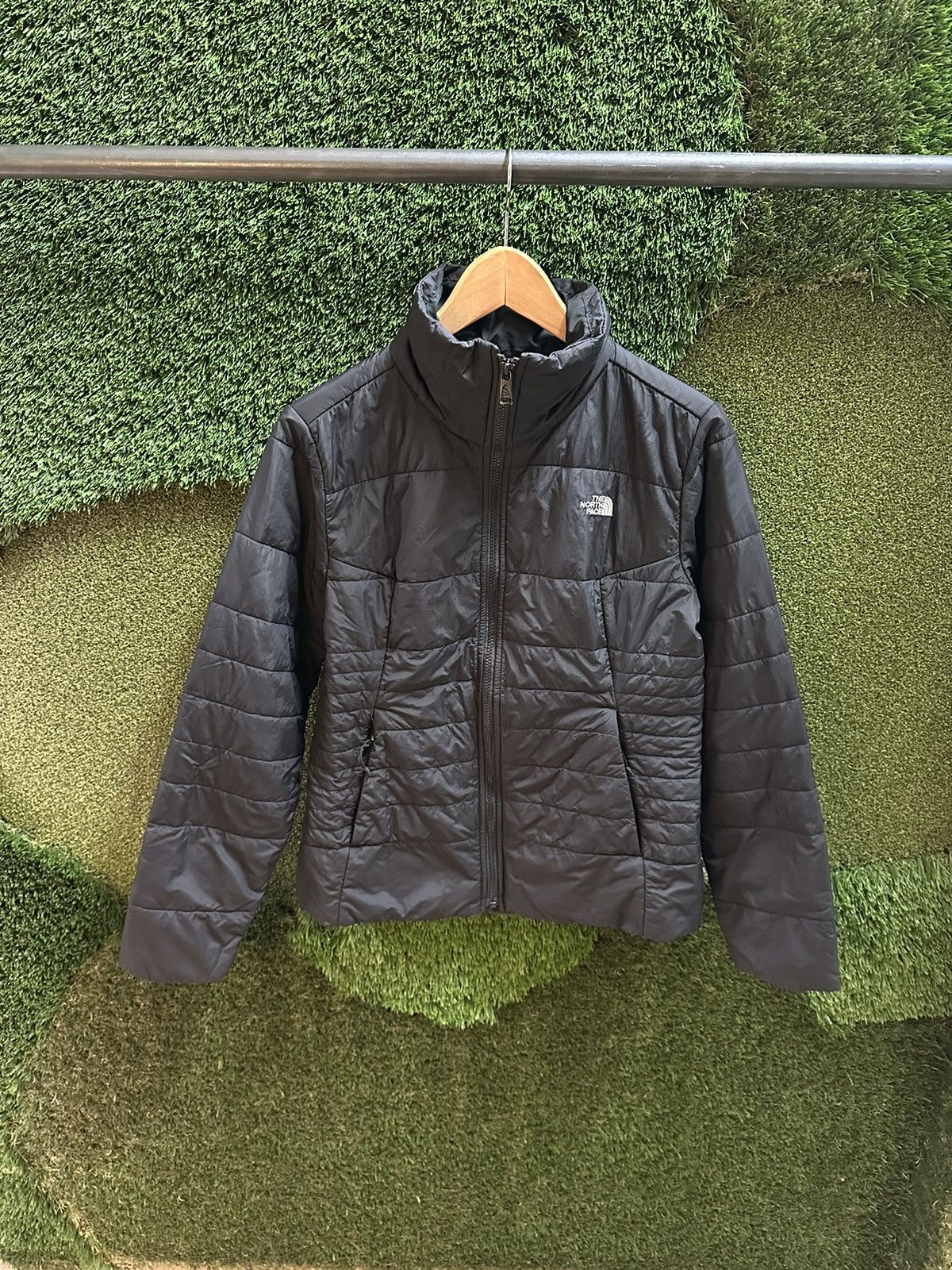 The North Face The North Face Black Light Puffer Jacket Medium Size M / US 6-8 / IT 42-44 - 1 Thumbnail