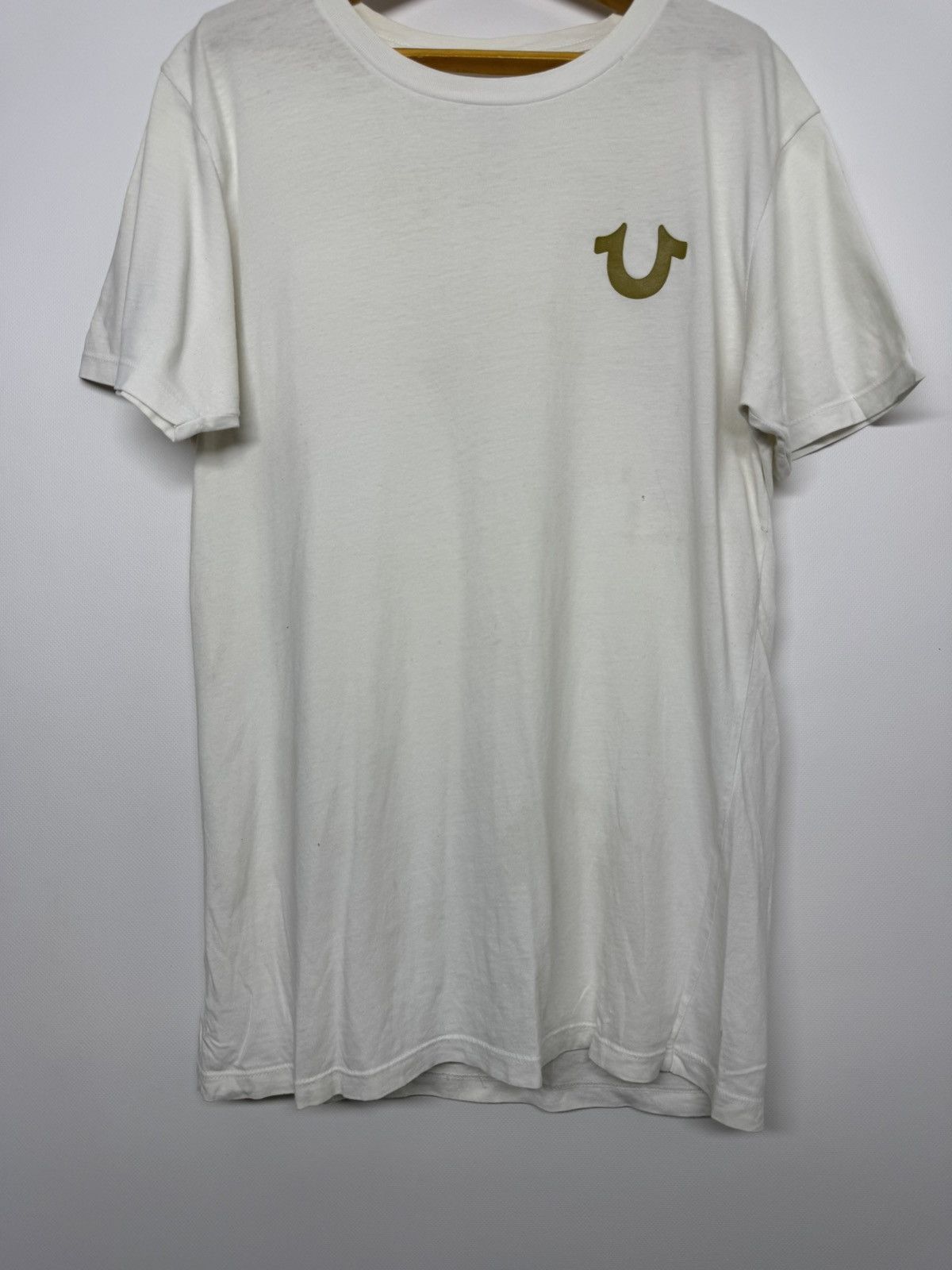True Religion Vintage True Religion T-Shirt White Gold big logo Size US S / EU 44-46 / 1 - 9 Thumbnail