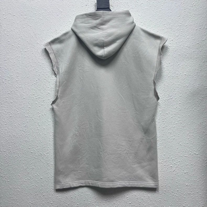 Balenciaga Balenciaga Folding sleeveless vest sweater boomerang embro Size US M / EU 48-50 / 2 - 2 Thumbnail