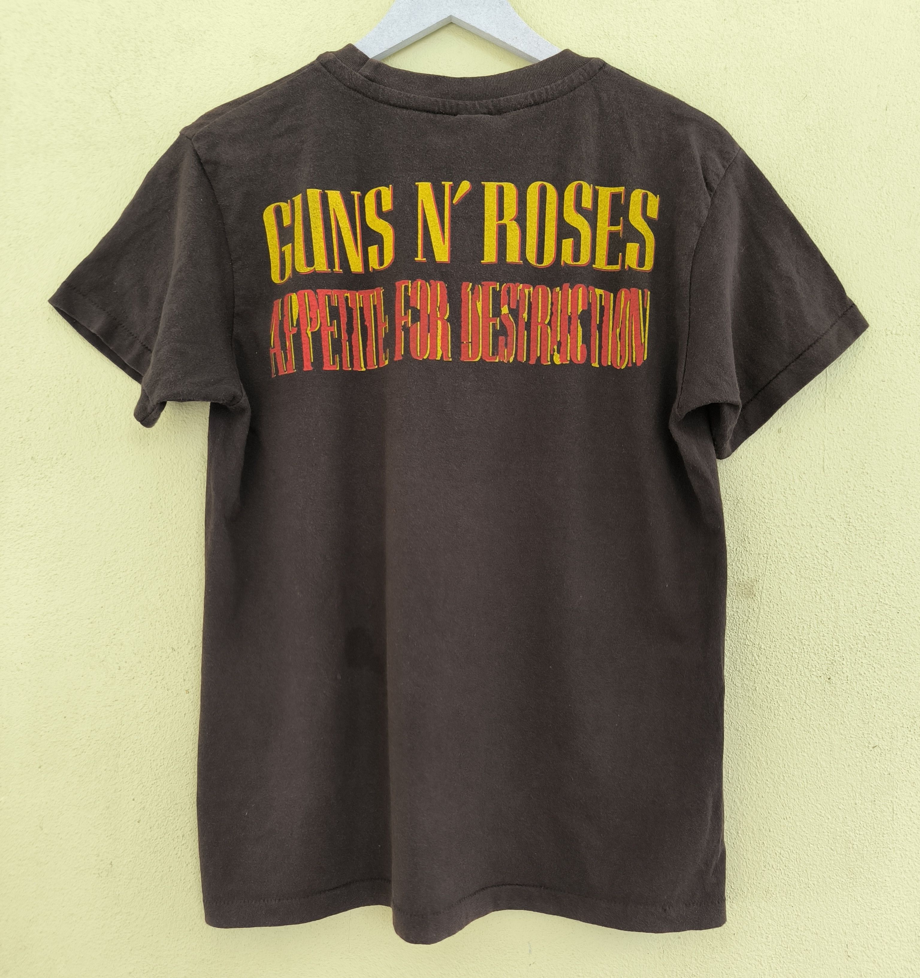 Vintage Vintage 80's Guns N Roses tee Size US M / EU 48-50 / 2 - 6 Thumbnail