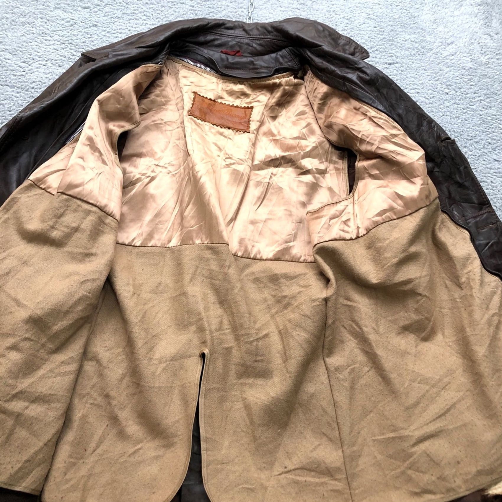 Vintage VINTAGE William Barry Leather Jacket Coat Mens M Brown Mid-Length Jacket with Removable Liner Pockets Zip Button Reg/Regular Graded Vintage Yes Size US M / EU 48-50 / 2 - 6 Thumbnail