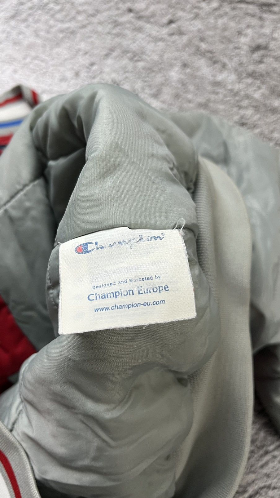 Champion Early 00’s Philadelphia 76ers sixers champion bomber jacket Size US L / EU 52-54 / 3 - 16 Thumbnail