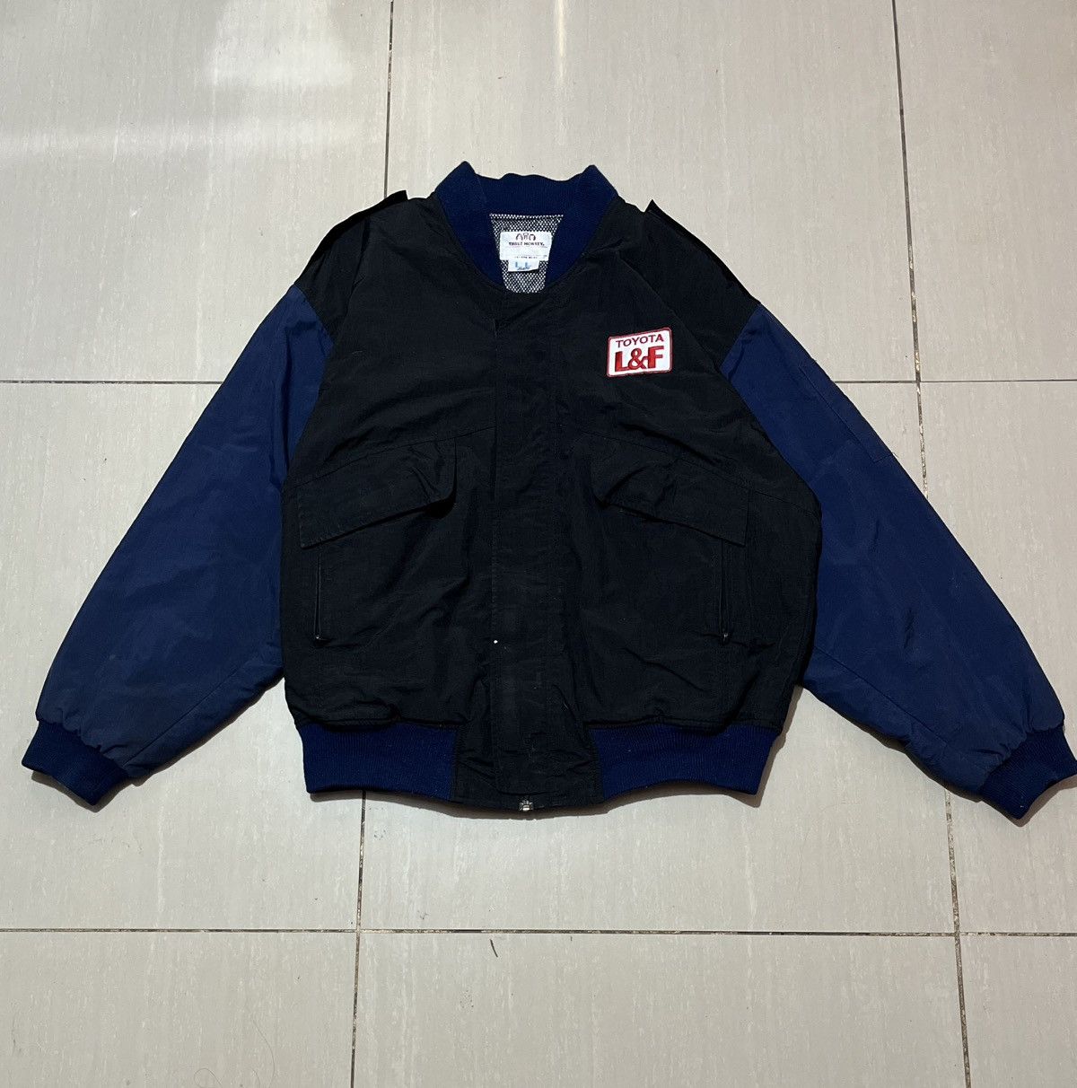 Japanese Brand Vintage Toyota Workwear Racing Jacket Size US L / EU 52-54 / 3 - 1 Thumbnail
