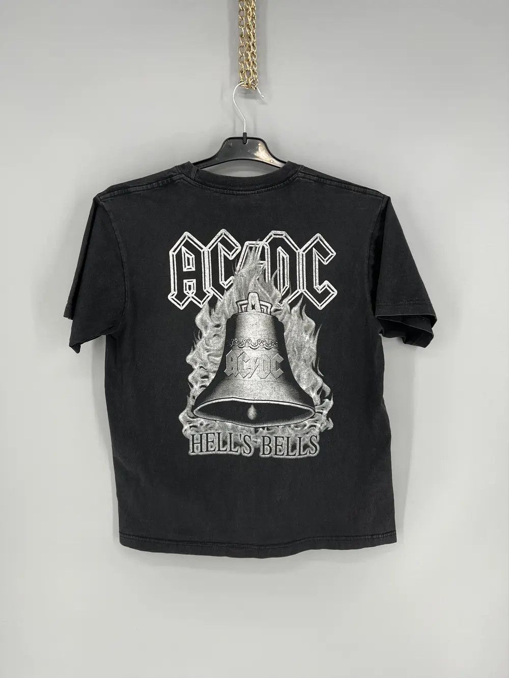 Band Tees Vintage Y2k ACDC Hells Bells heavy metal rock t shirt like Size US S / EU 44-46 / 1 - 9 Thumbnail