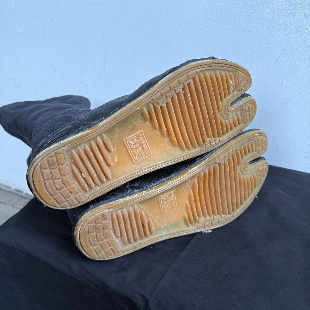 If Six Was Nine Vintage Japanese Tabi Work Boots Size US 7 / EU 40 - 7 Thumbnail