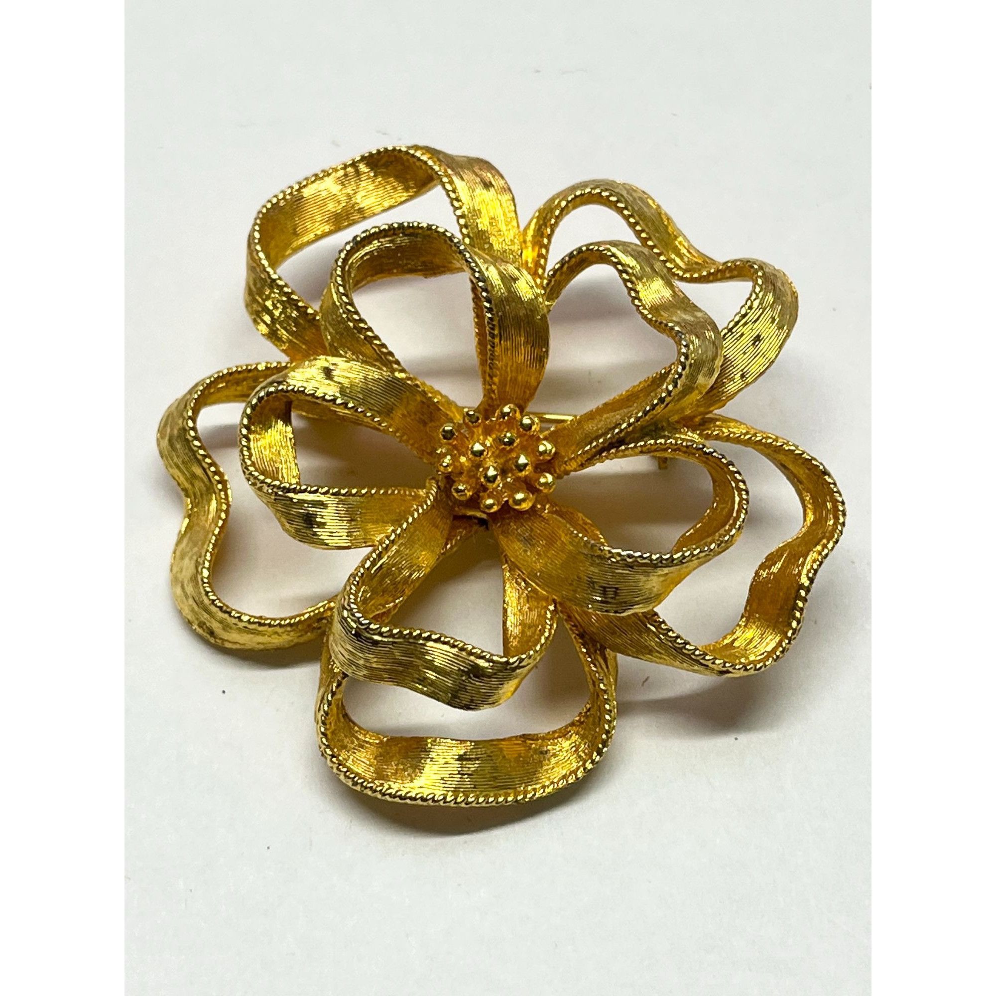 Vintage Vintage BSK Gold Flower Brooch Pin | Grailed