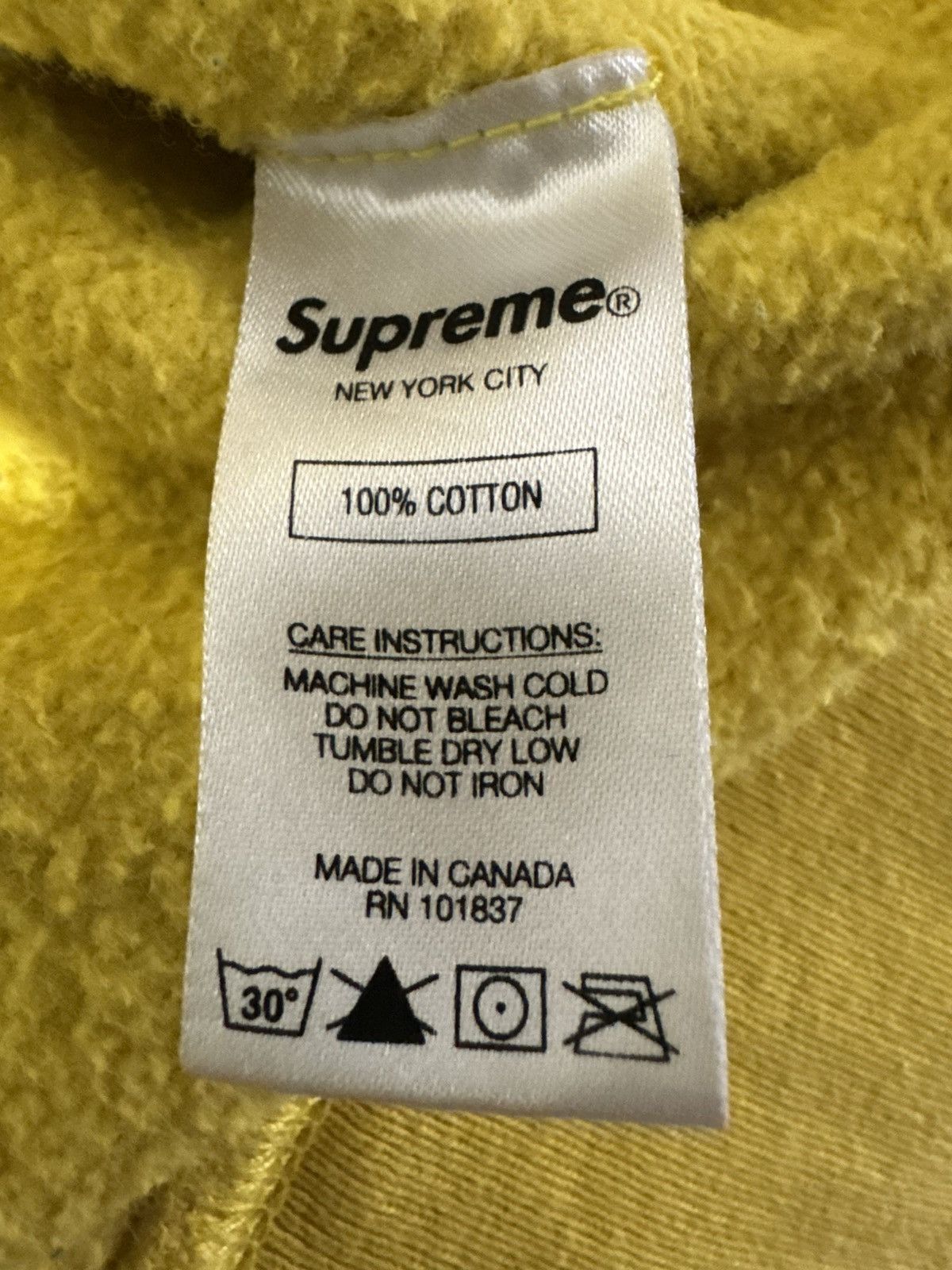 Supreme Supreme Nan Goldin Misty & Jimmy Paulette Hooded Sweatshirt Size US M / EU 48-50 / 2 - 6 Thumbnail