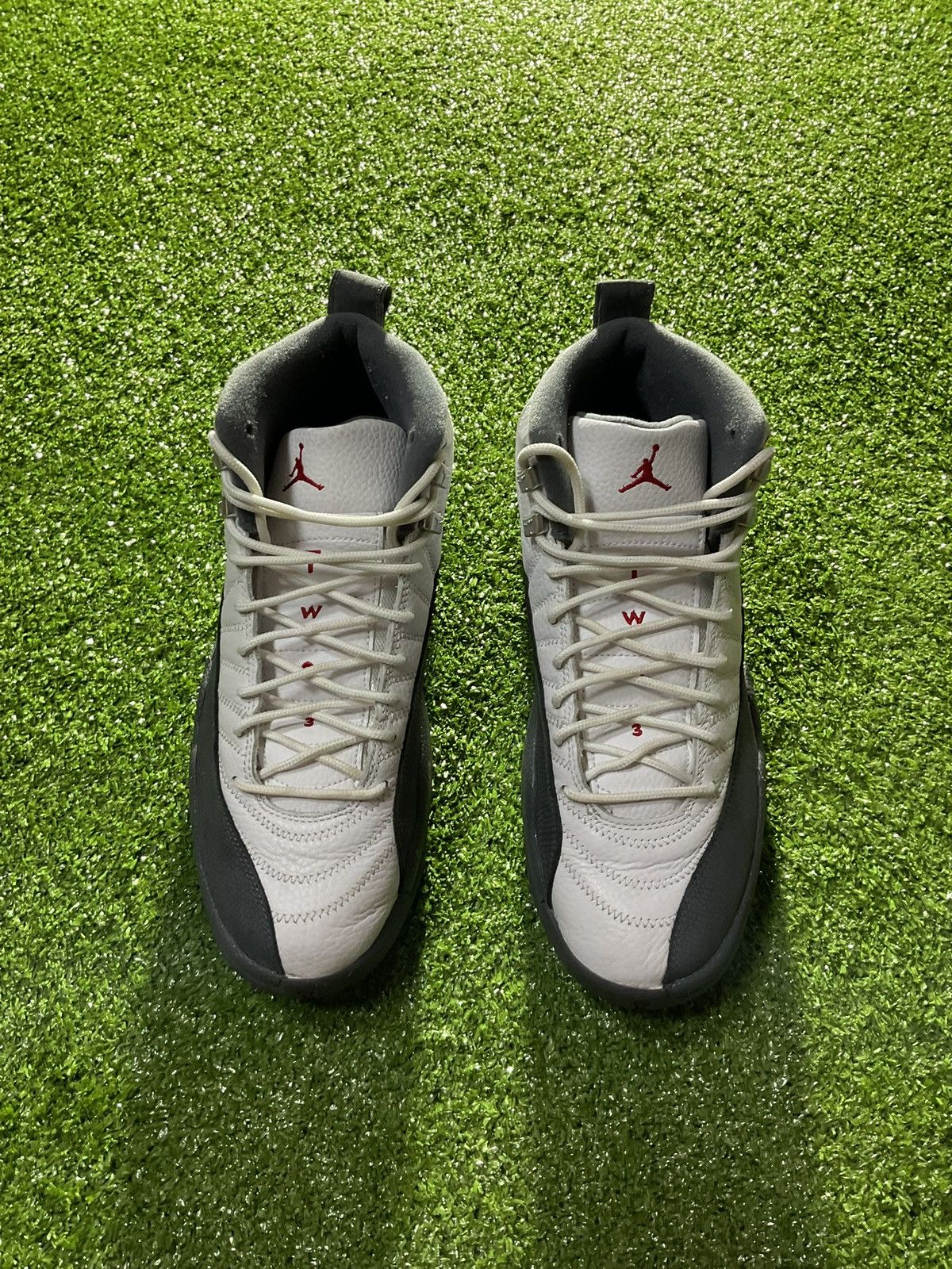 Jordan Brand Jordan 12 Retro 2019 White Dark Grey Size US 10 / EU 43 - 3 Thumbnail