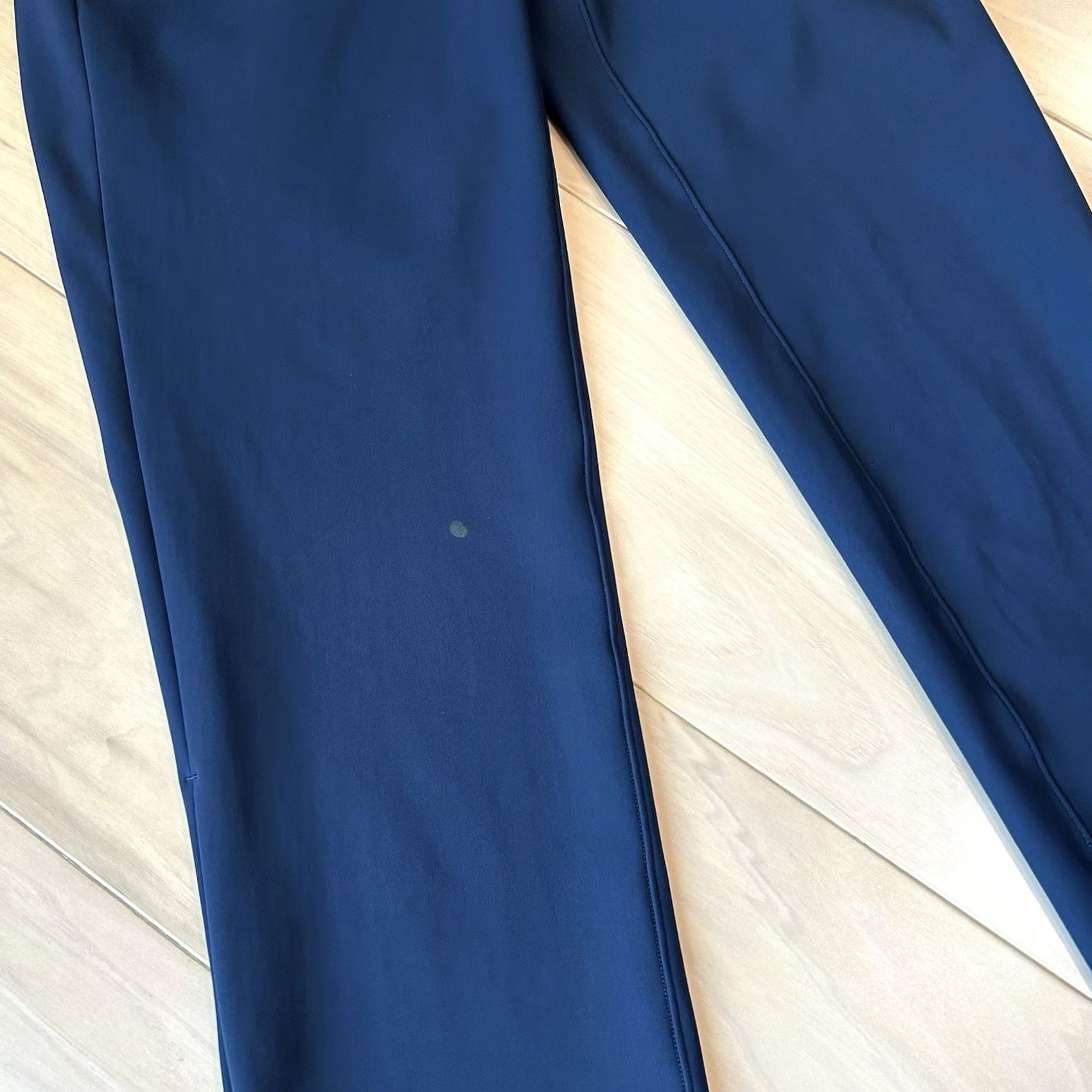 Lululemon VINTAGE Lululemon On The Move Blue Lightweight Pant Women 4 Chino Tapered Regular 28in 26in Inseam Pockets Size 27" / US 4 / IT 40 - 2 Thumbnail