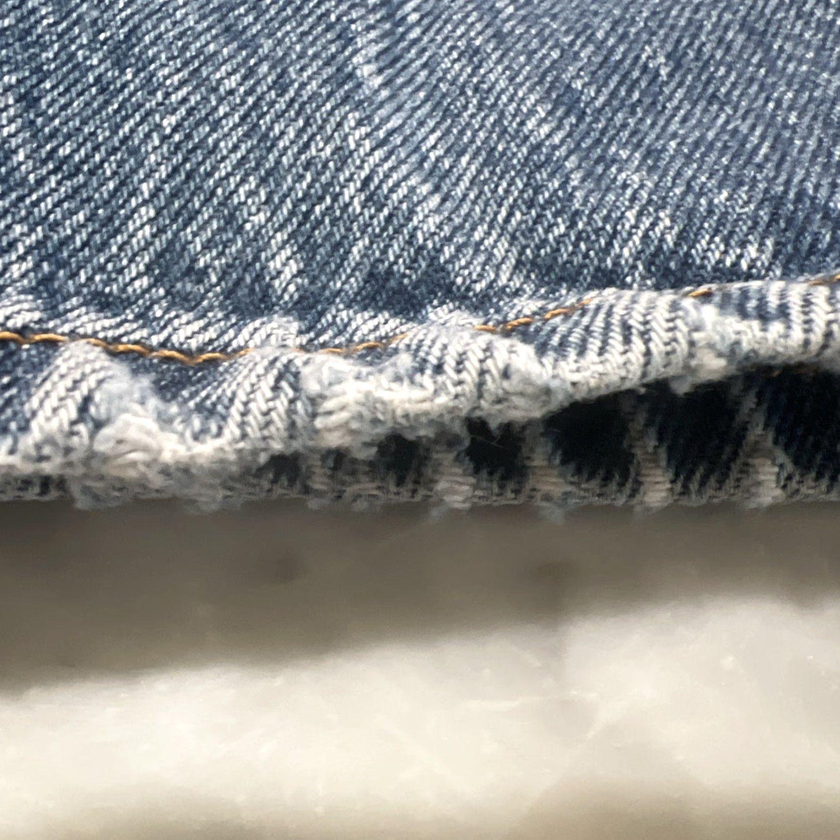 Levi's Levi’s 501 XX Jeans Men Blue 32x30 Regular Denim Cotton 5-Pocket USA 90s Straight Mexico Frayed Stains Size US 32 / EU 48 - 5 Thumbnail