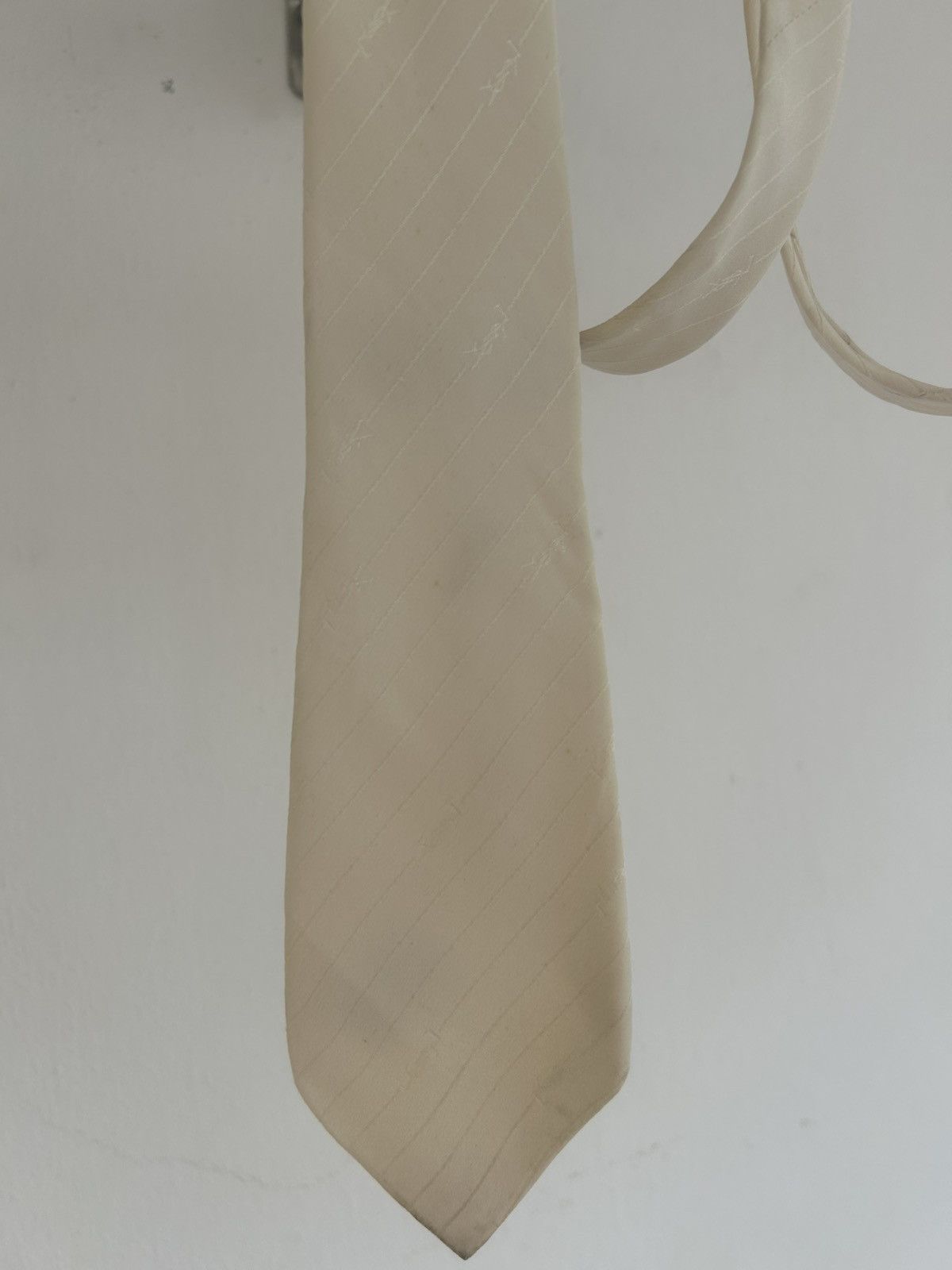 Yves Saint Laurent YSL Vintage Tie White Size ONE SIZE - 3 Thumbnail